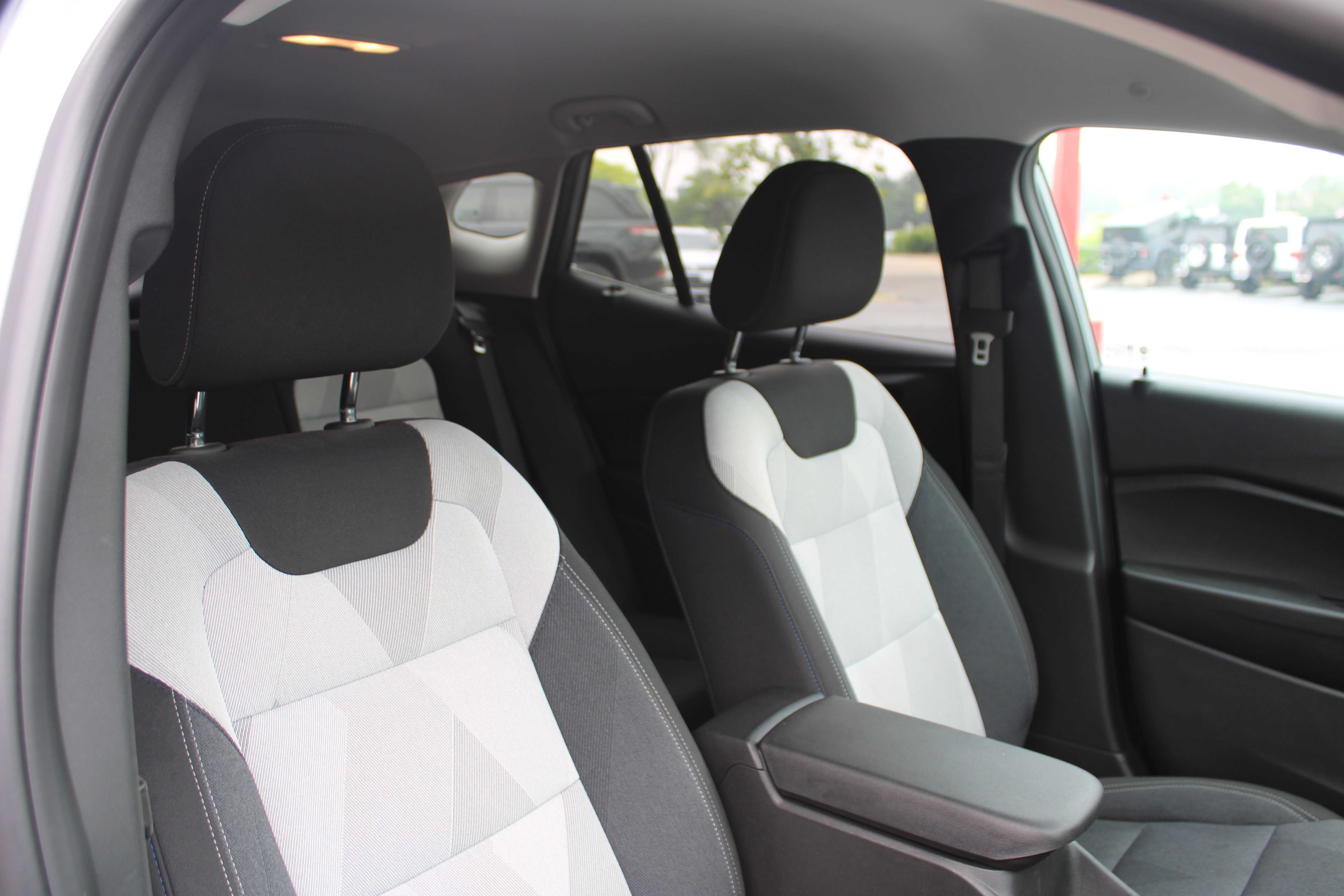 GREY, 2025 CHEVROLET TRAX Thumnail Image 20