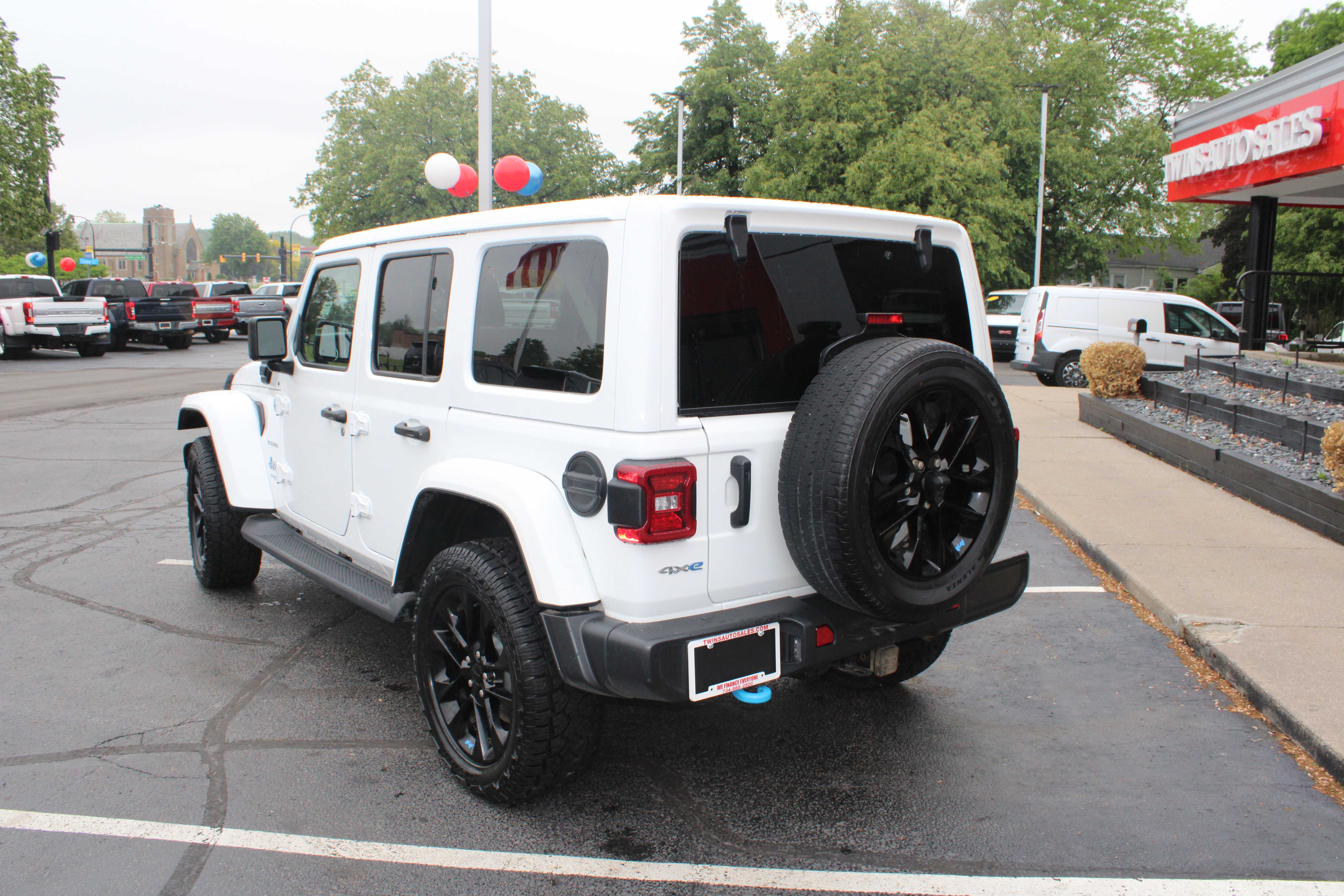 WHITE, 2022 JEEP WRANGLER UNLIMITED 4XE Thumnail Image 8