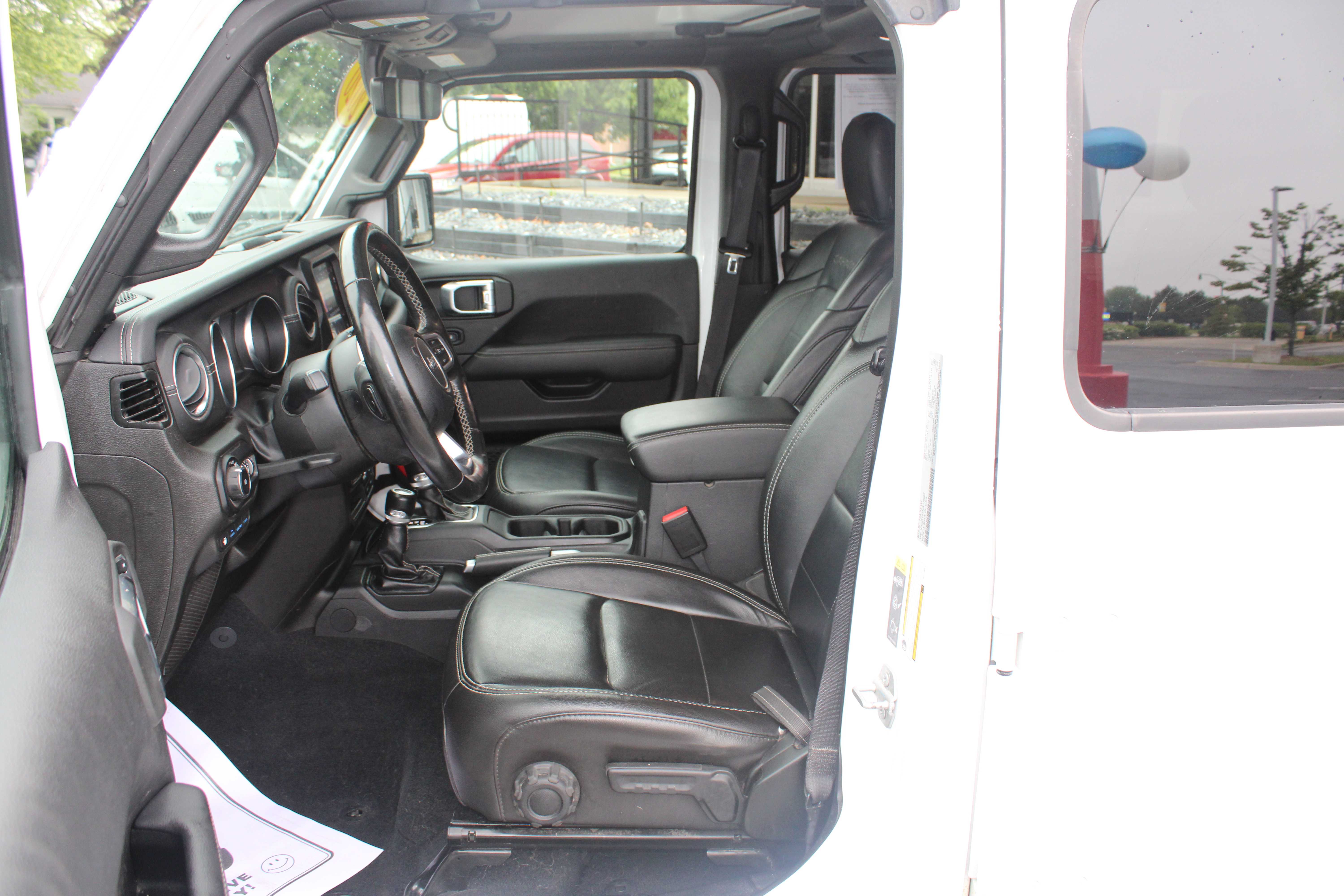 WHITE, 2022 JEEP WRANGLER UNLIMITED 4XE Thumnail Image 10