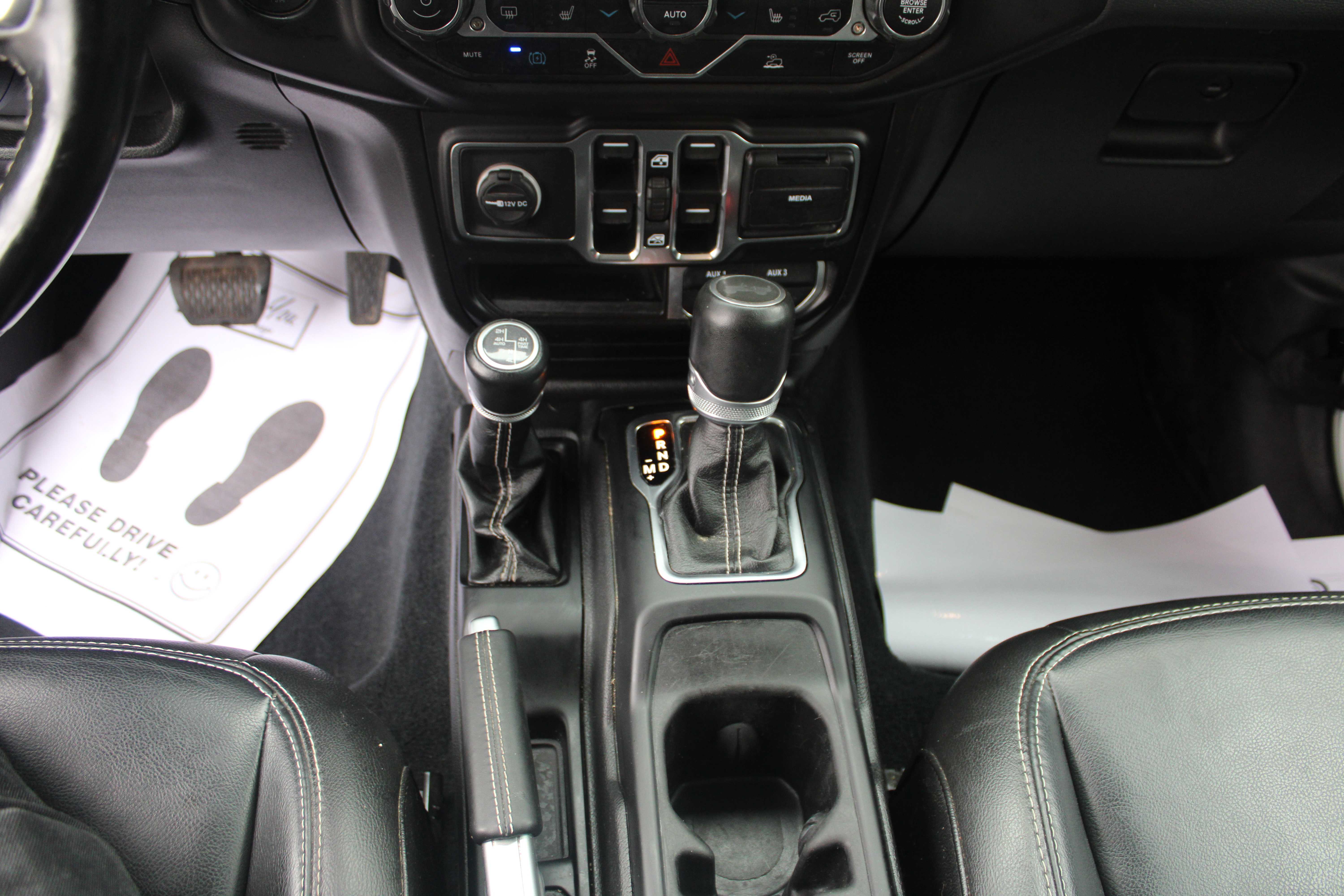 WHITE, 2022 JEEP WRANGLER UNLIMITED 4XE Thumnail Image 12