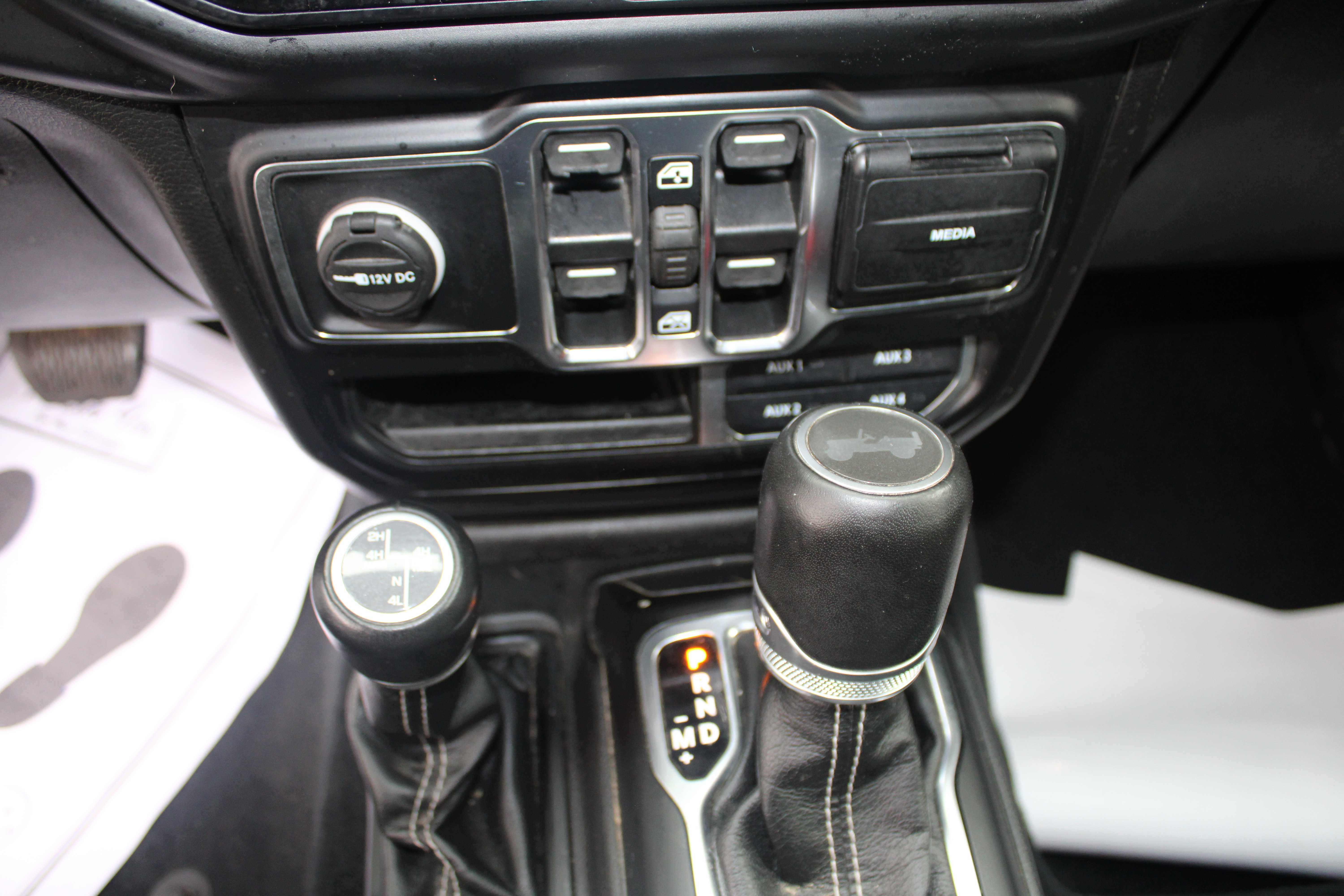WHITE, 2022 JEEP WRANGLER UNLIMITED 4XE Thumnail Image 13