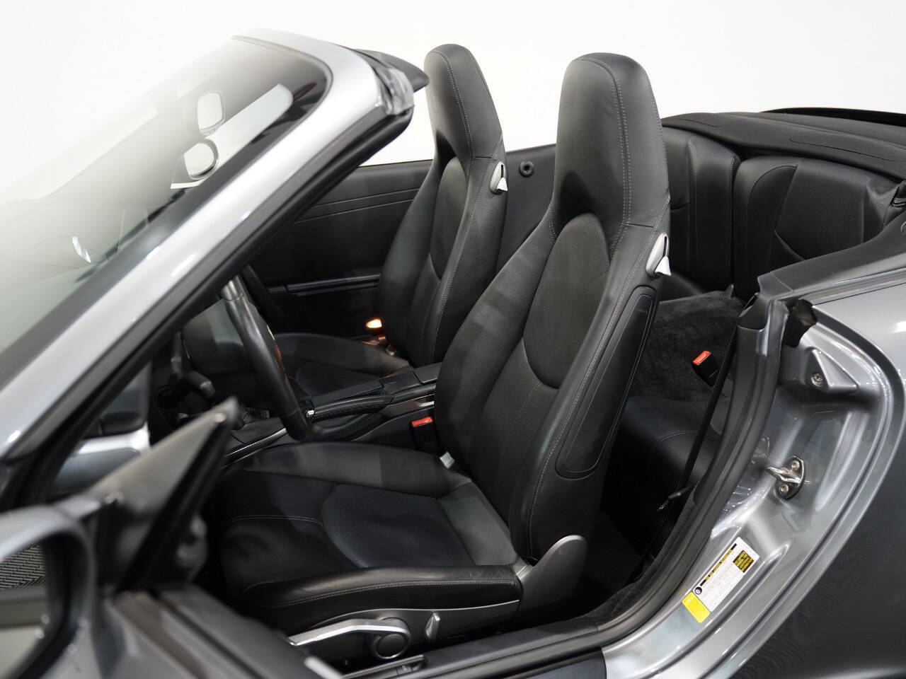 SEAL GREY METALLIC, 2006 PORSCHE 911 Thumnail Image 25