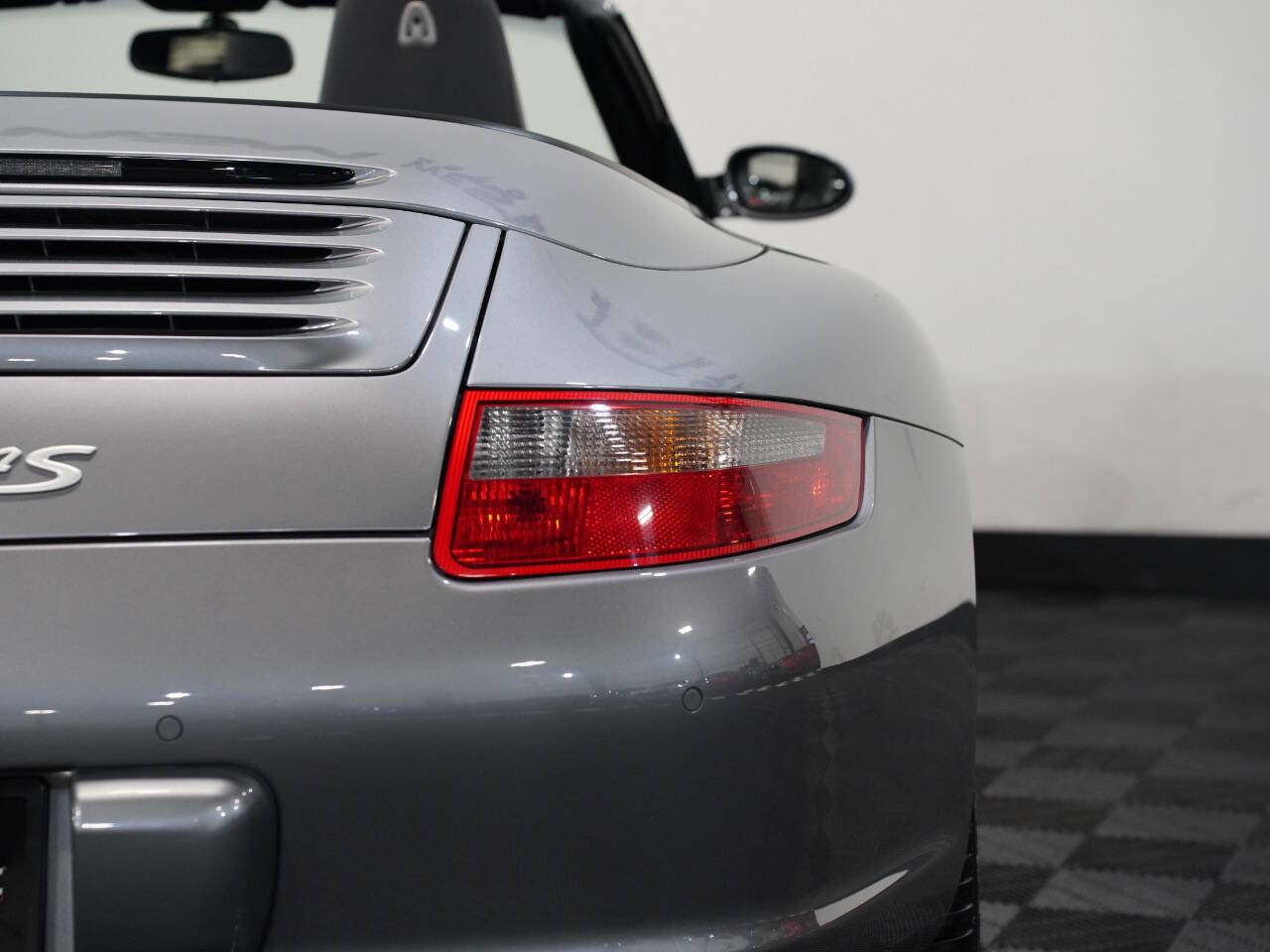 SEAL GREY METALLIC, 2006 PORSCHE 911 Thumnail Image 16