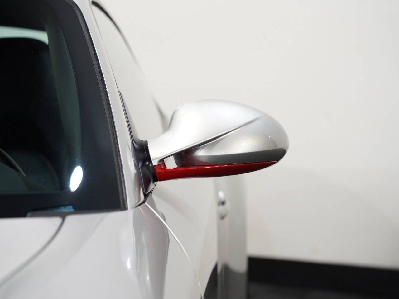 PLATINUM SILVER METALLIC, 2012 PORSCHE 911 Thumnail Image 11