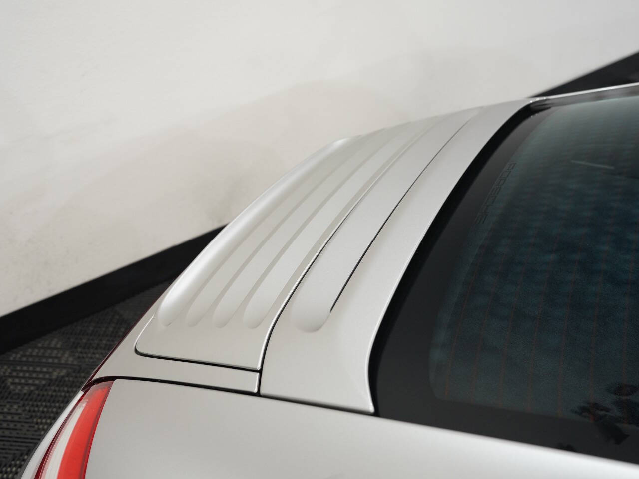 PLATINUM SILVER METALLIC, 2012 PORSCHE 911 Thumnail Image 16