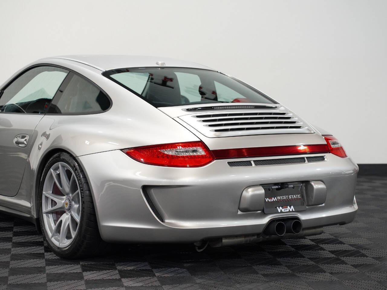 PLATINUM SILVER METALLIC, 2012 PORSCHE 911 Thumnail Image 17