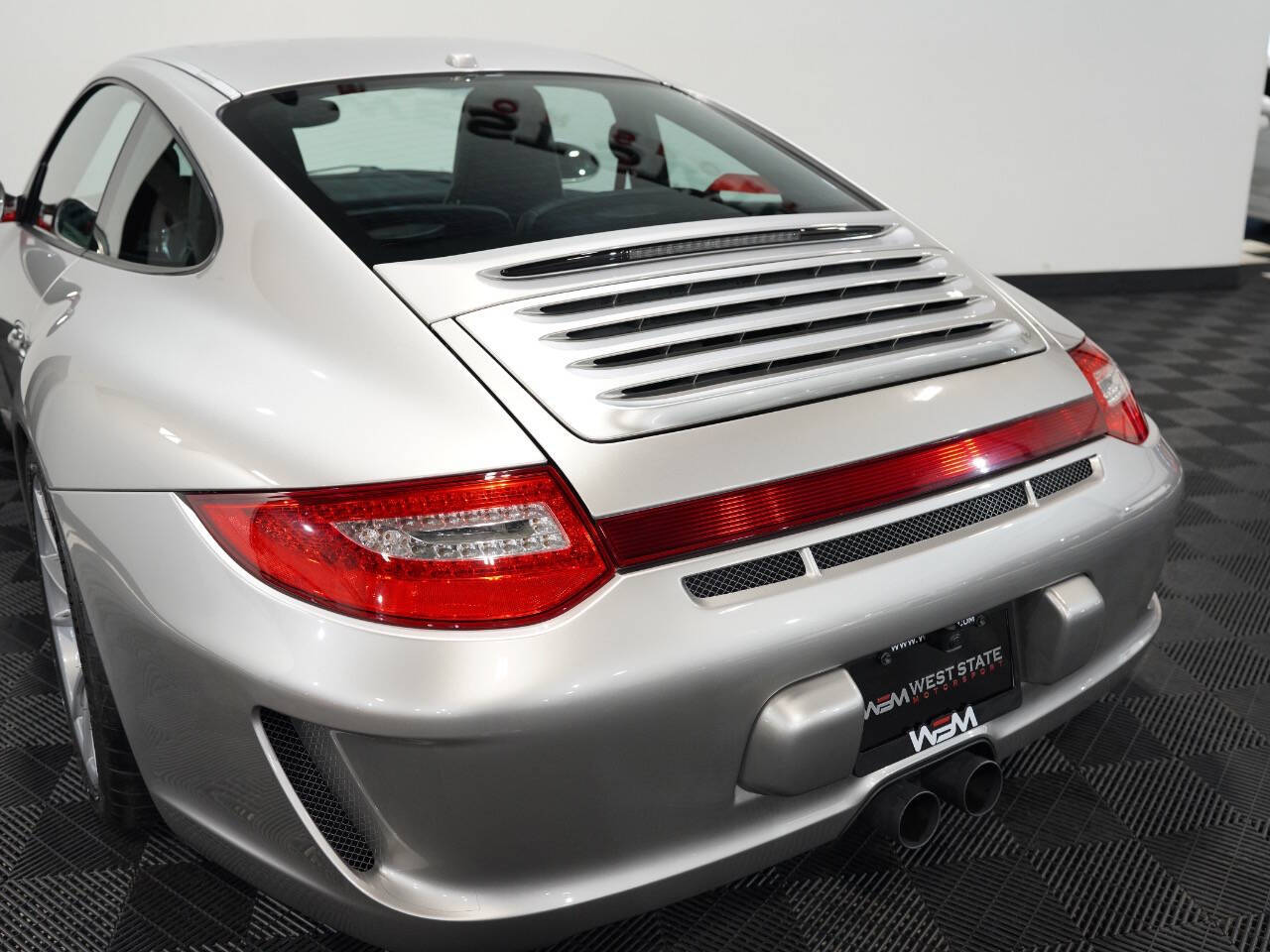 PLATINUM SILVER METALLIC, 2012 PORSCHE 911 Thumnail Image 19