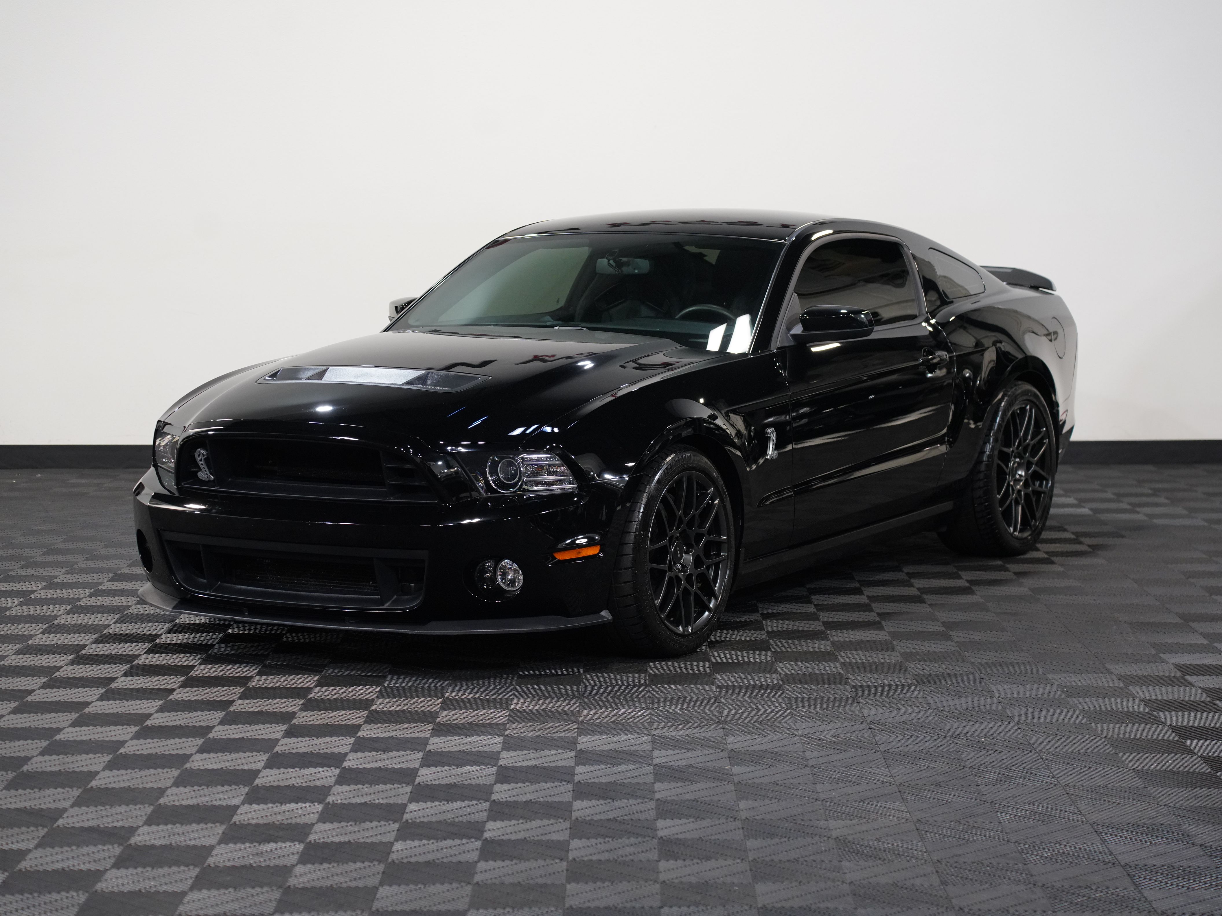 BLACK, 2013 FORD MUSTANG Thumnail Image 3