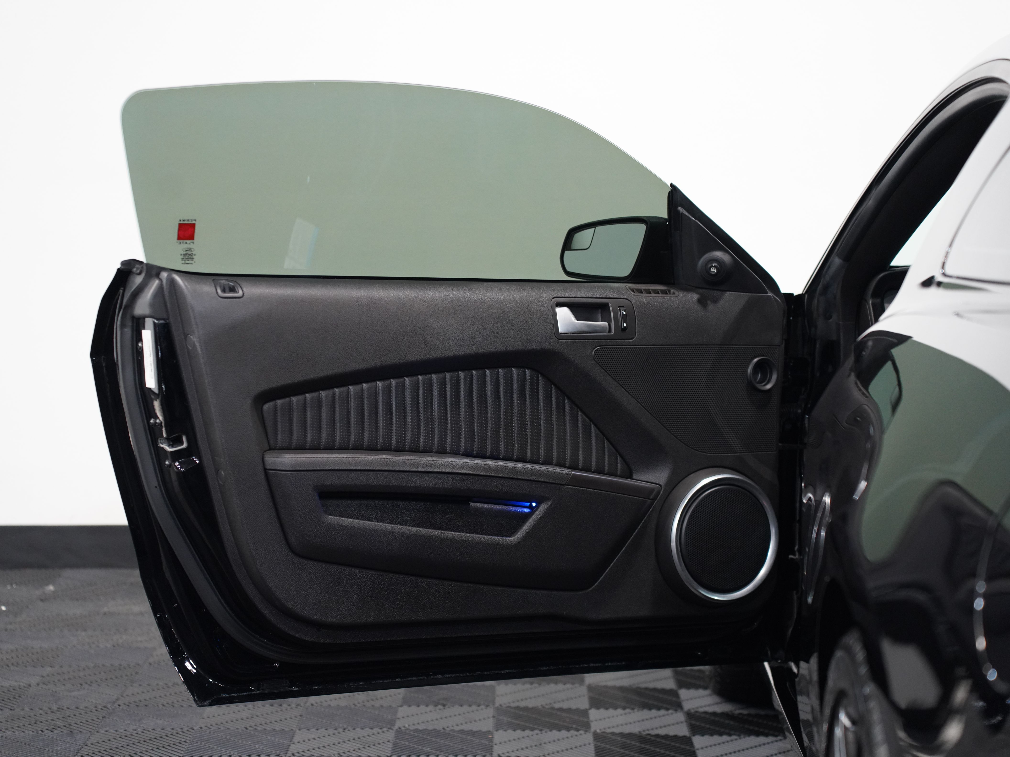 BLACK, 2013 FORD MUSTANG Thumnail Image 24