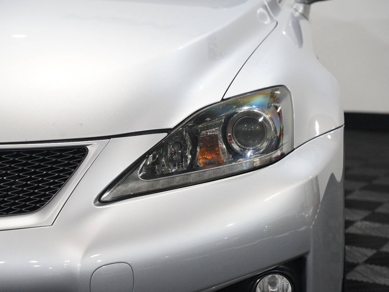 SILVER, 2011 LEXUS IS F Thumnail Image 10