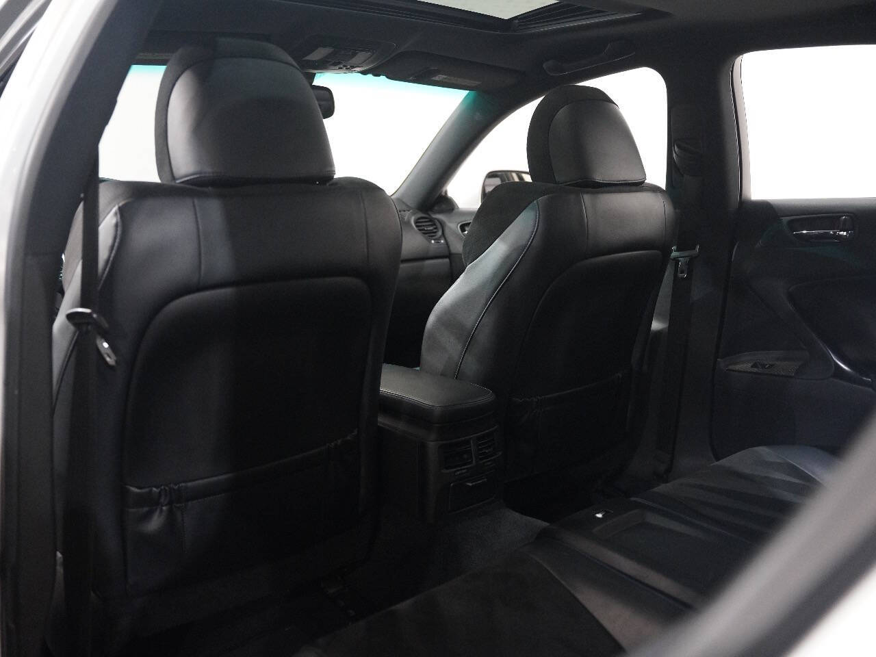 SILVER, 2011 LEXUS IS F Thumnail Image 42