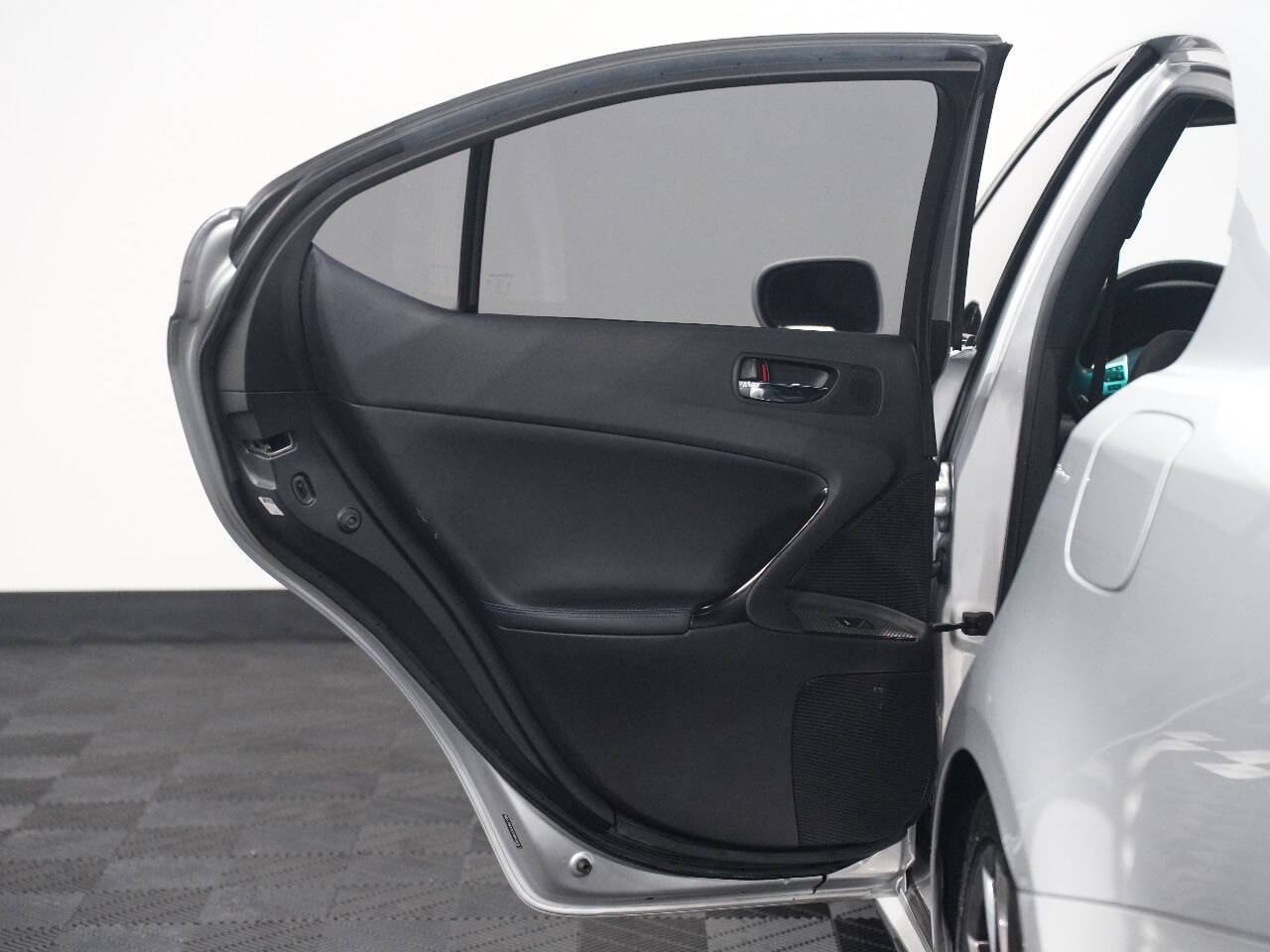 SILVER, 2011 LEXUS IS F Thumnail Image 29