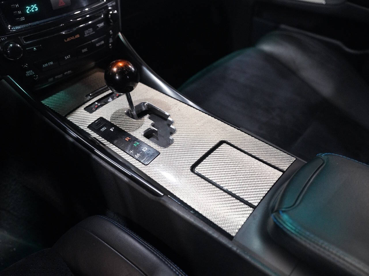 SILVER, 2011 LEXUS IS F Thumnail Image 50