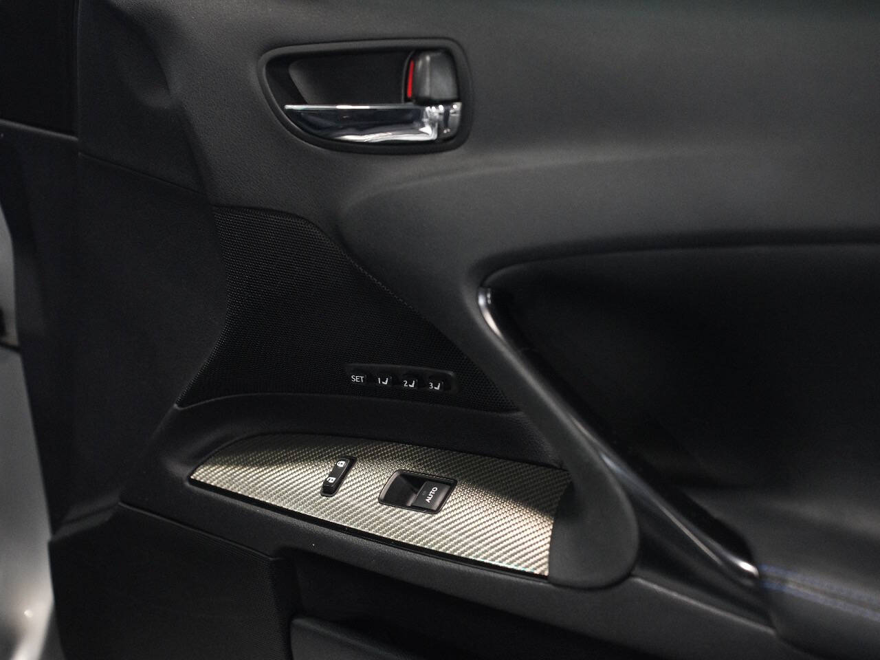 SILVER, 2011 LEXUS IS F Thumnail Image 26