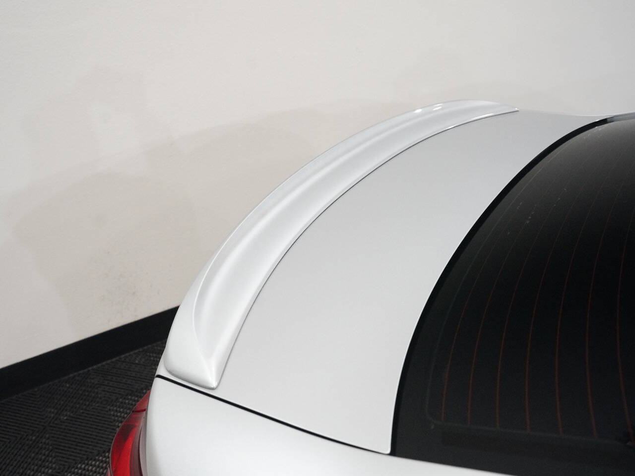 SILVER, 2011 LEXUS IS F Thumnail Image 16