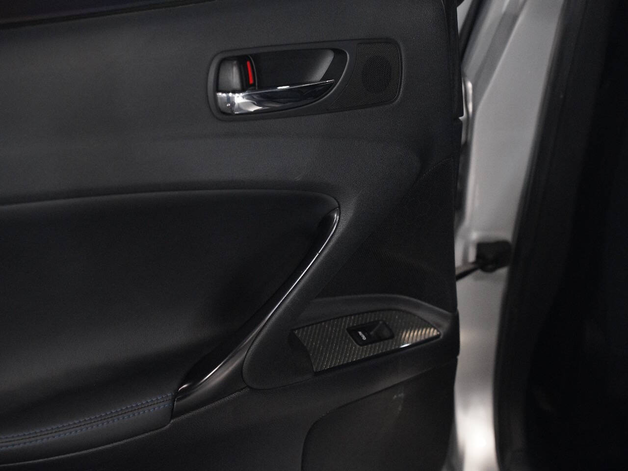 SILVER, 2011 LEXUS IS F Thumnail Image 30