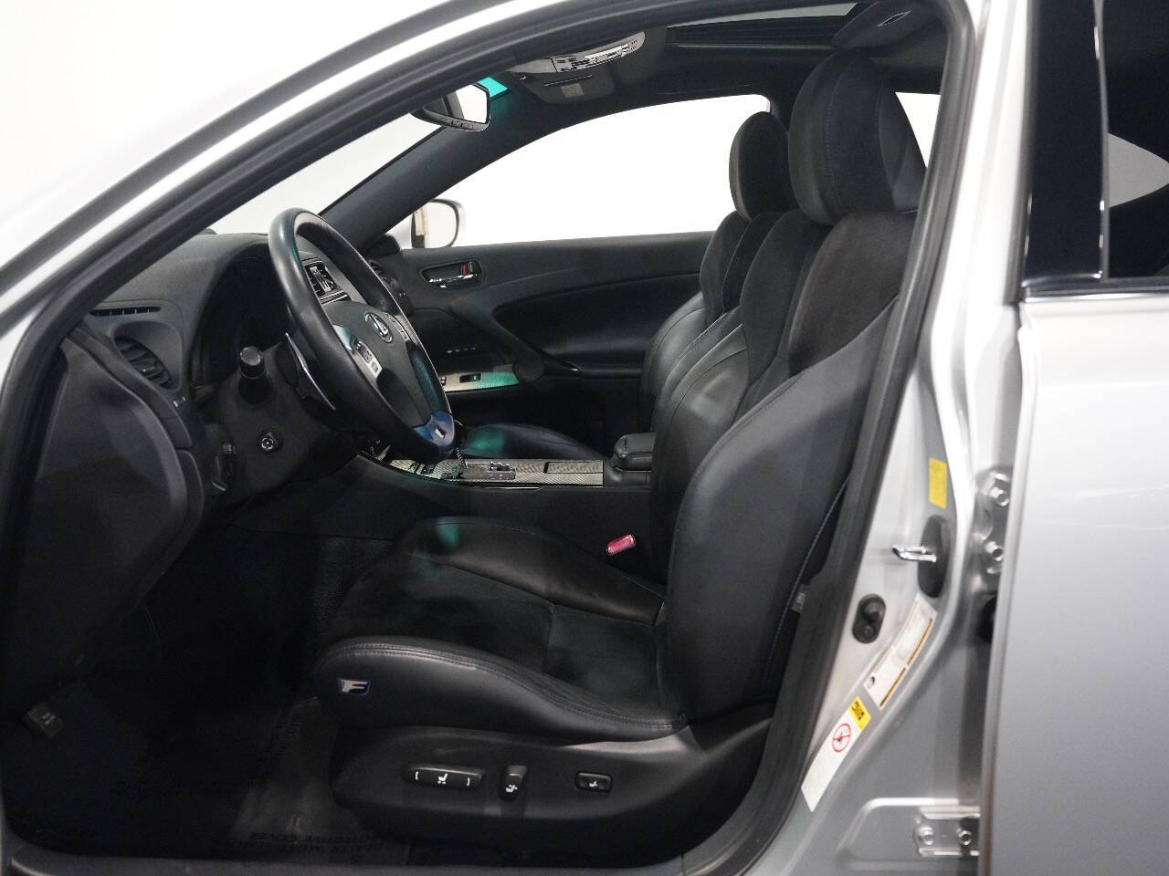 SILVER, 2011 LEXUS IS F Thumnail Image 34