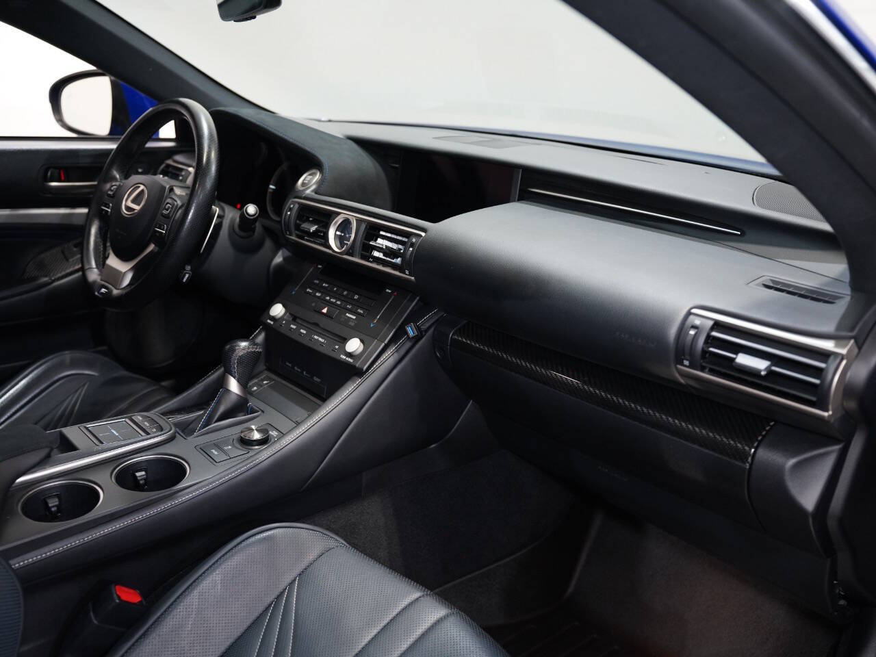 BLUE, 2017 LEXUS RC Thumnail Image 36
