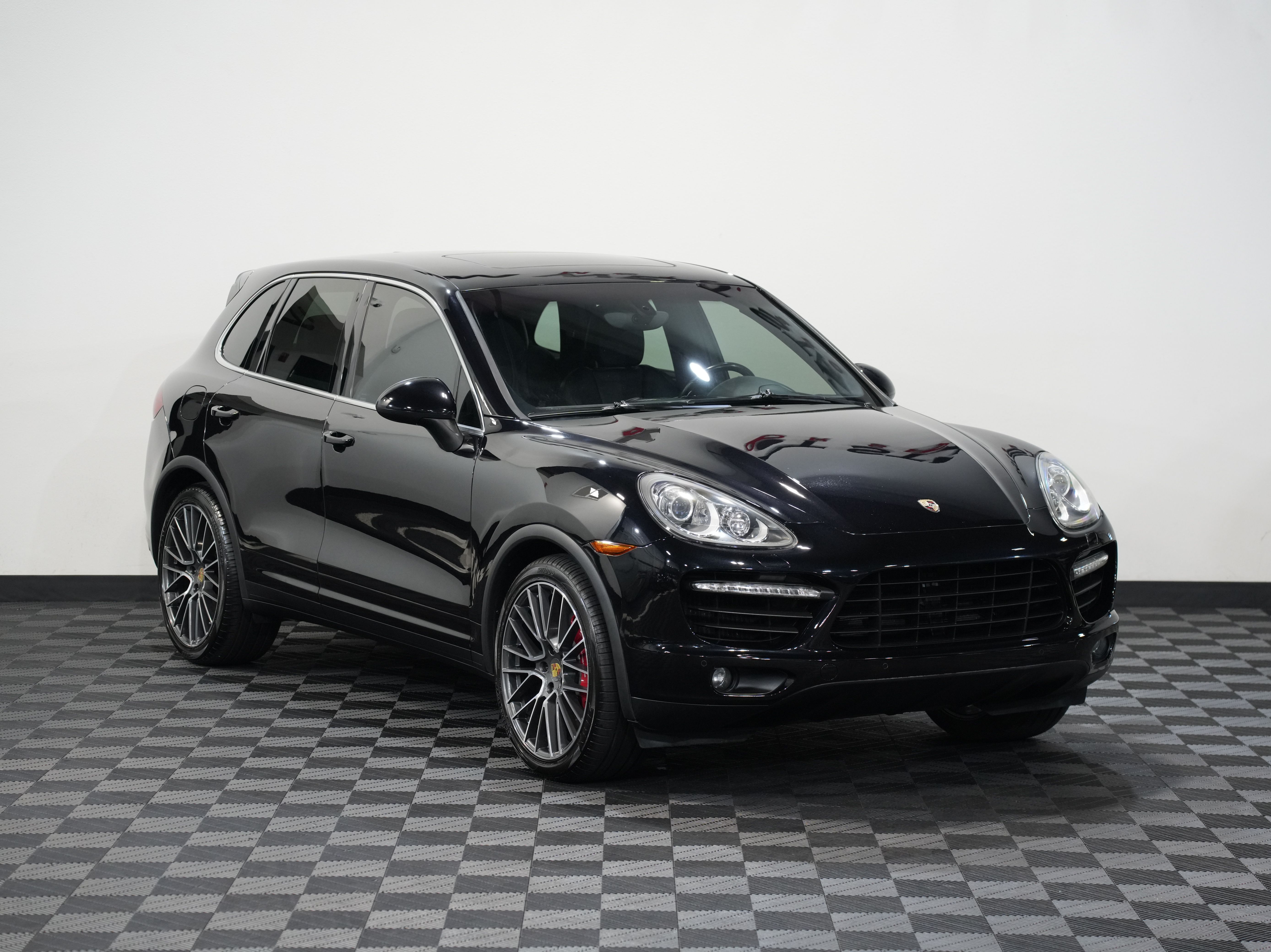 BLACK, 2011 PORSCHE CAYENNE Thumnail Image 5
