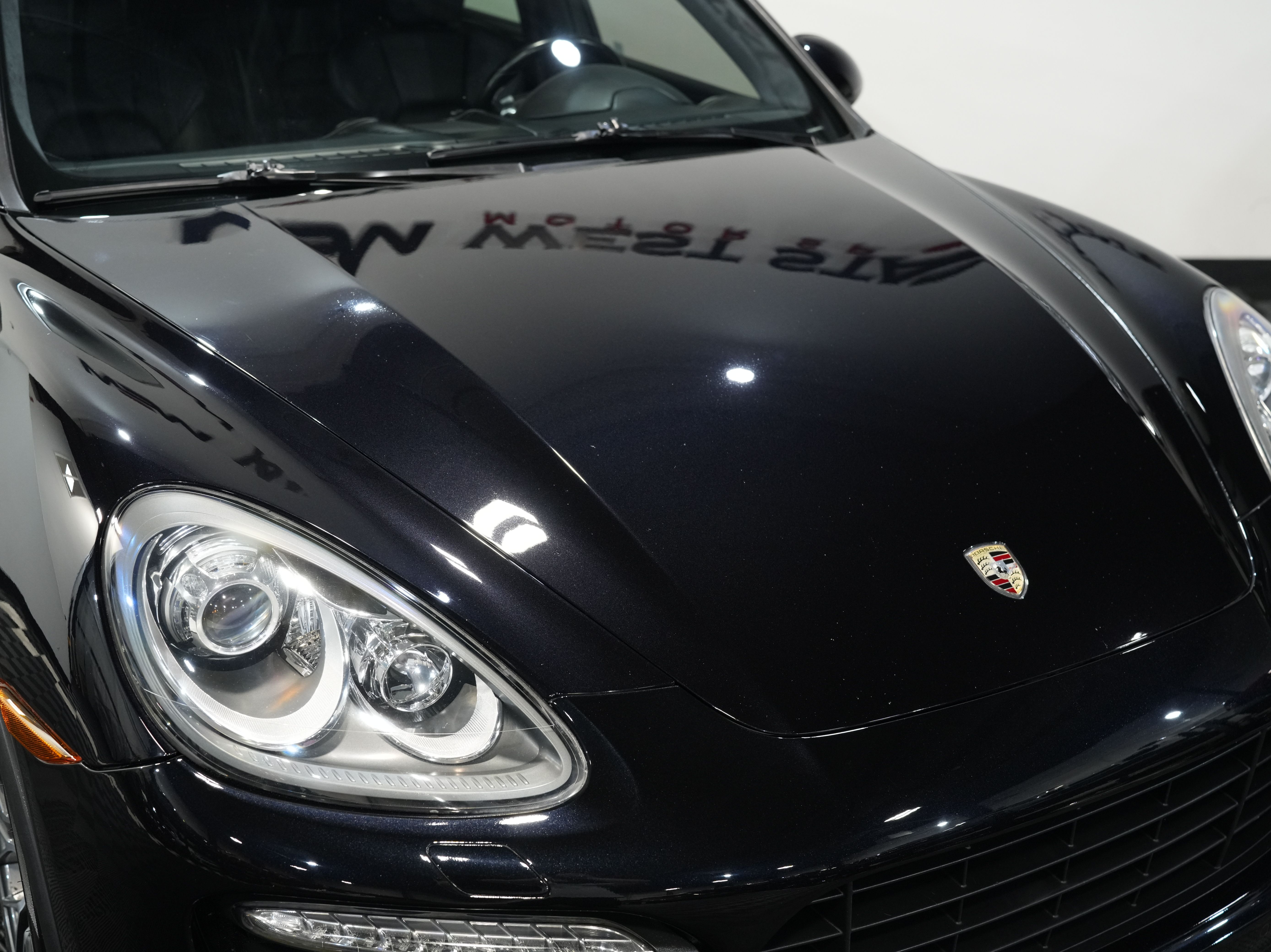 BLACK, 2011 PORSCHE CAYENNE Thumnail Image 12
