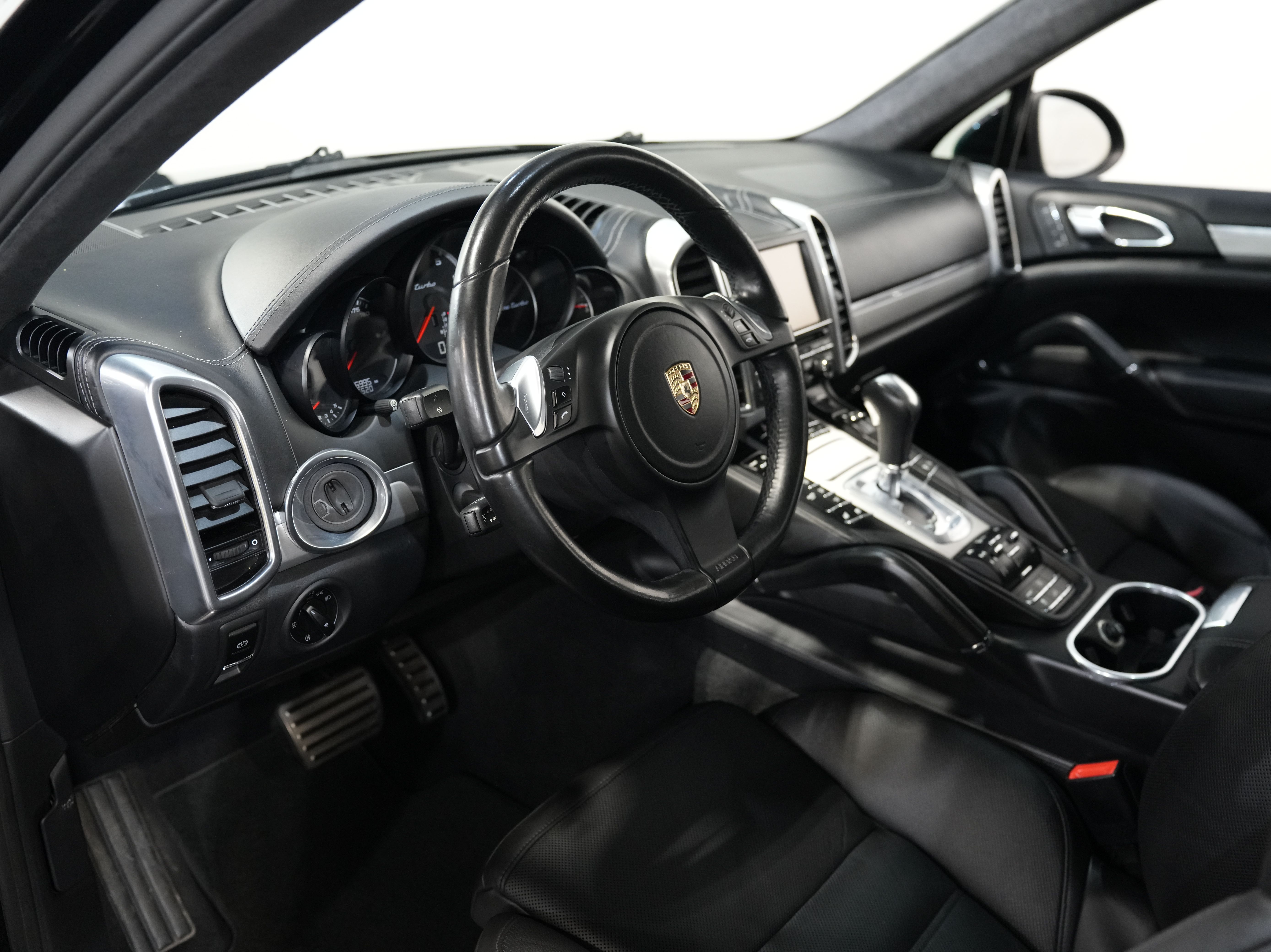 BLACK, 2011 PORSCHE CAYENNE Thumnail Image 31