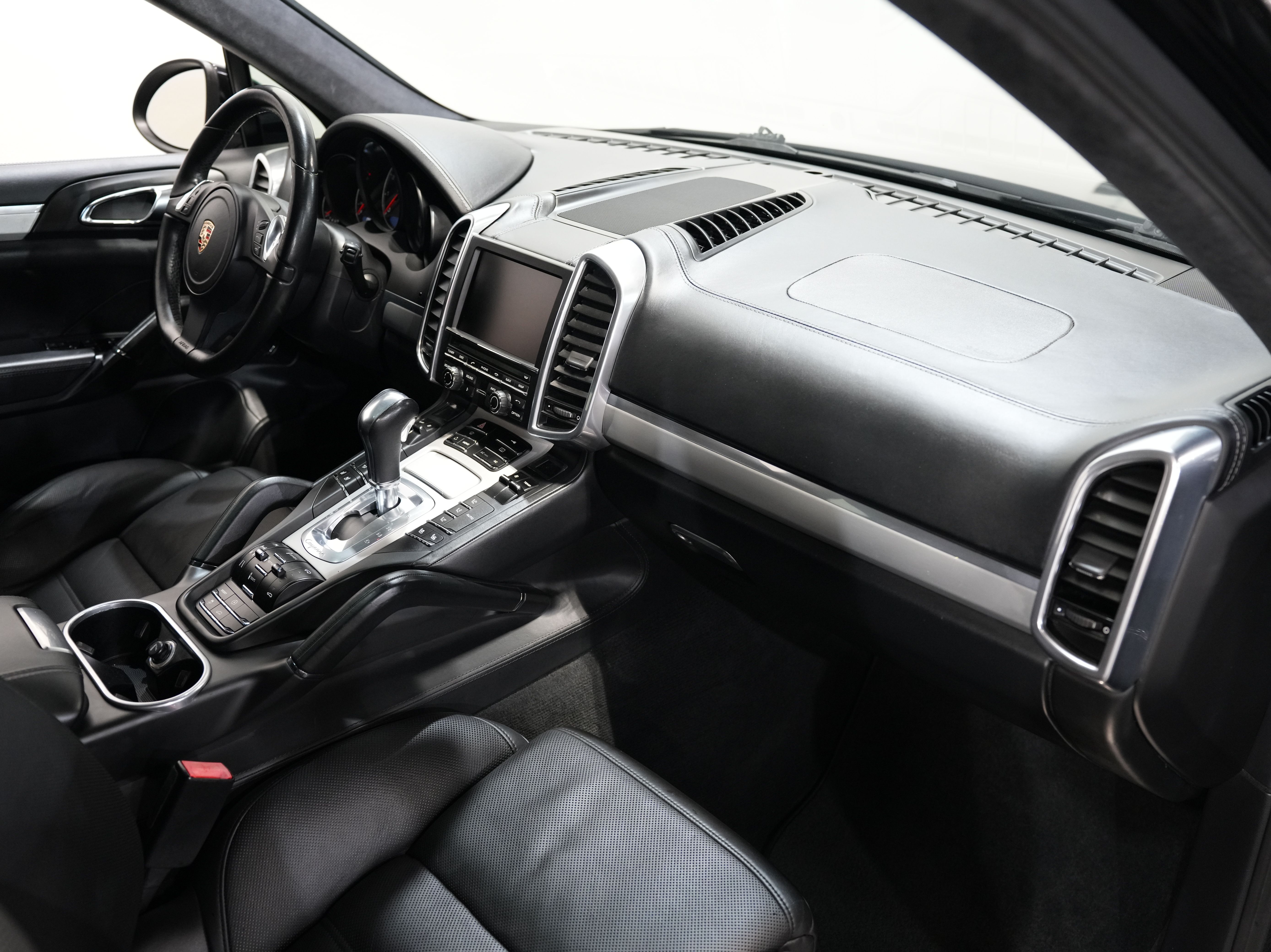 BLACK, 2011 PORSCHE CAYENNE Thumnail Image 34