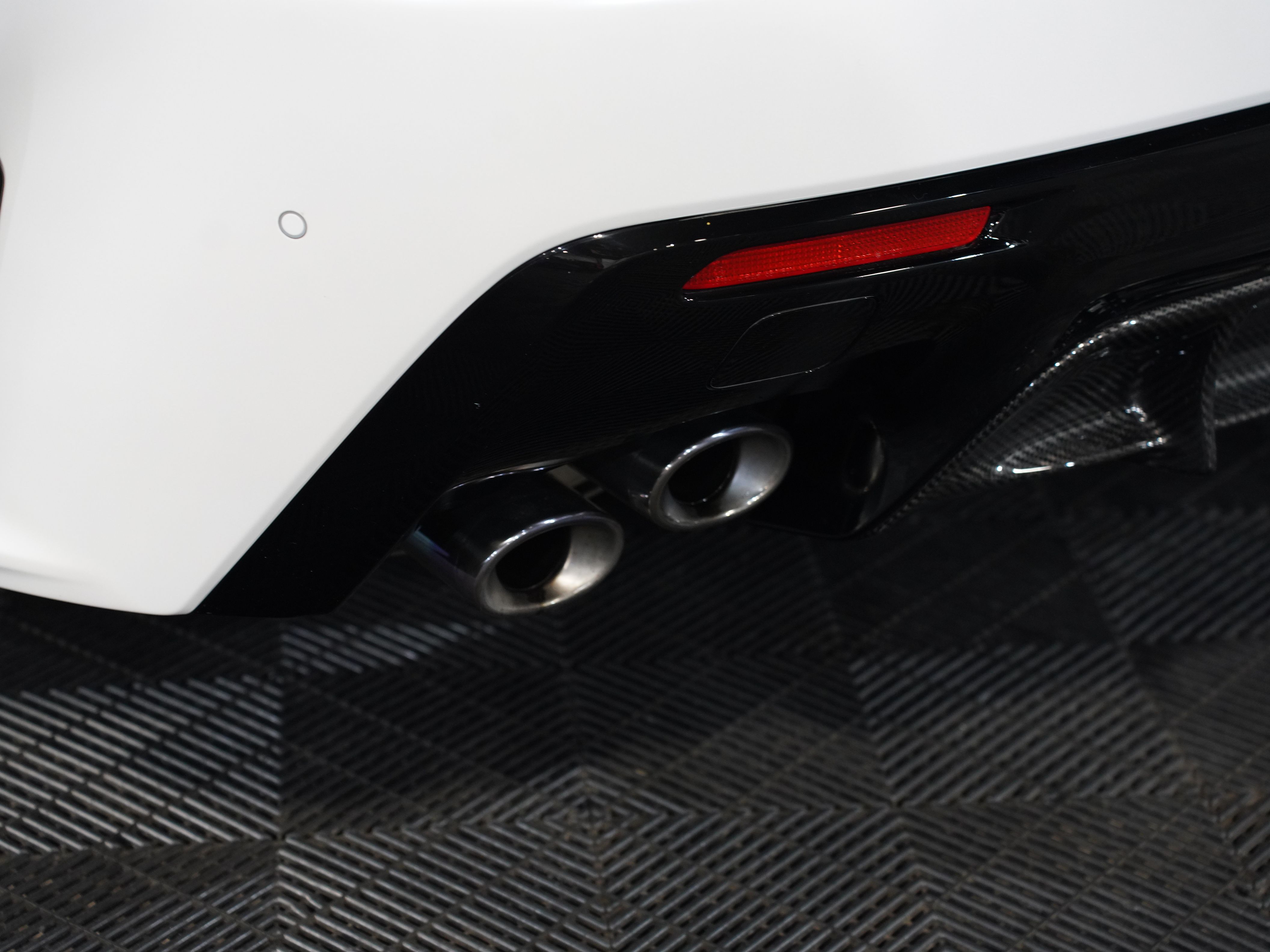 WHITE, 2021 LEXUS RC Thumnail Image 22