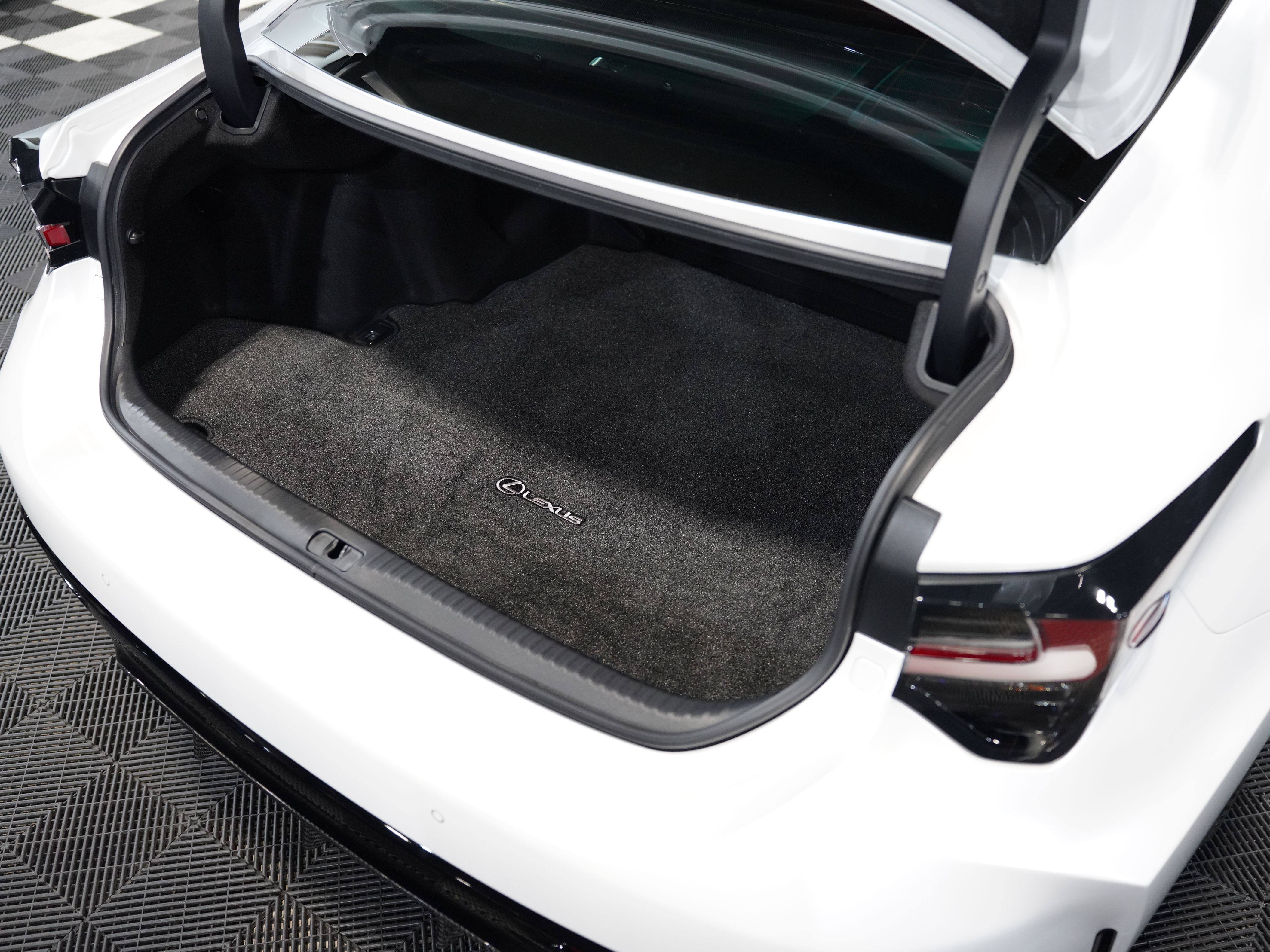 WHITE, 2021 LEXUS RC Thumnail Image 57
