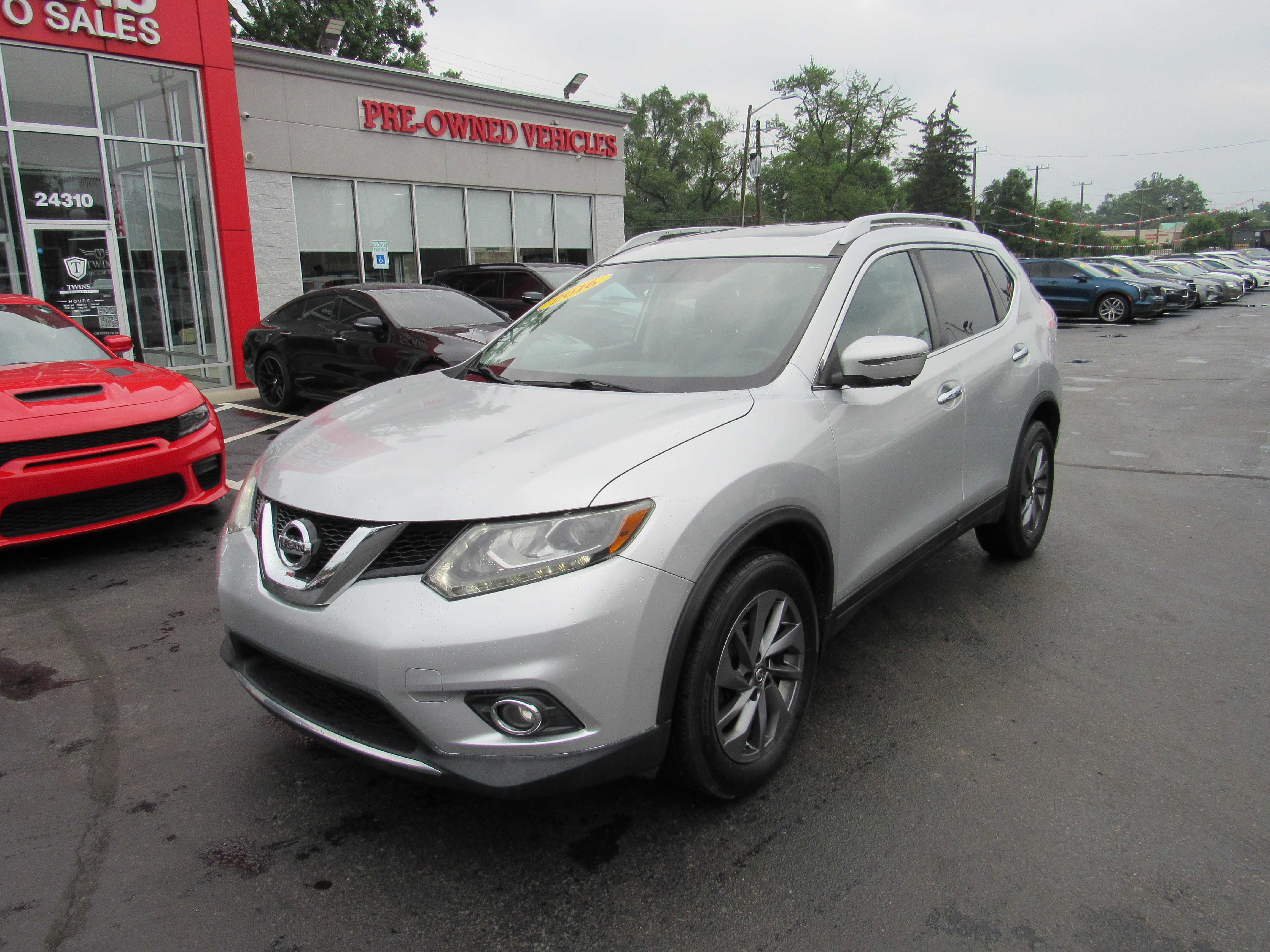 SILVER, 2016 NISSAN ROGUE Thumnail Image 2