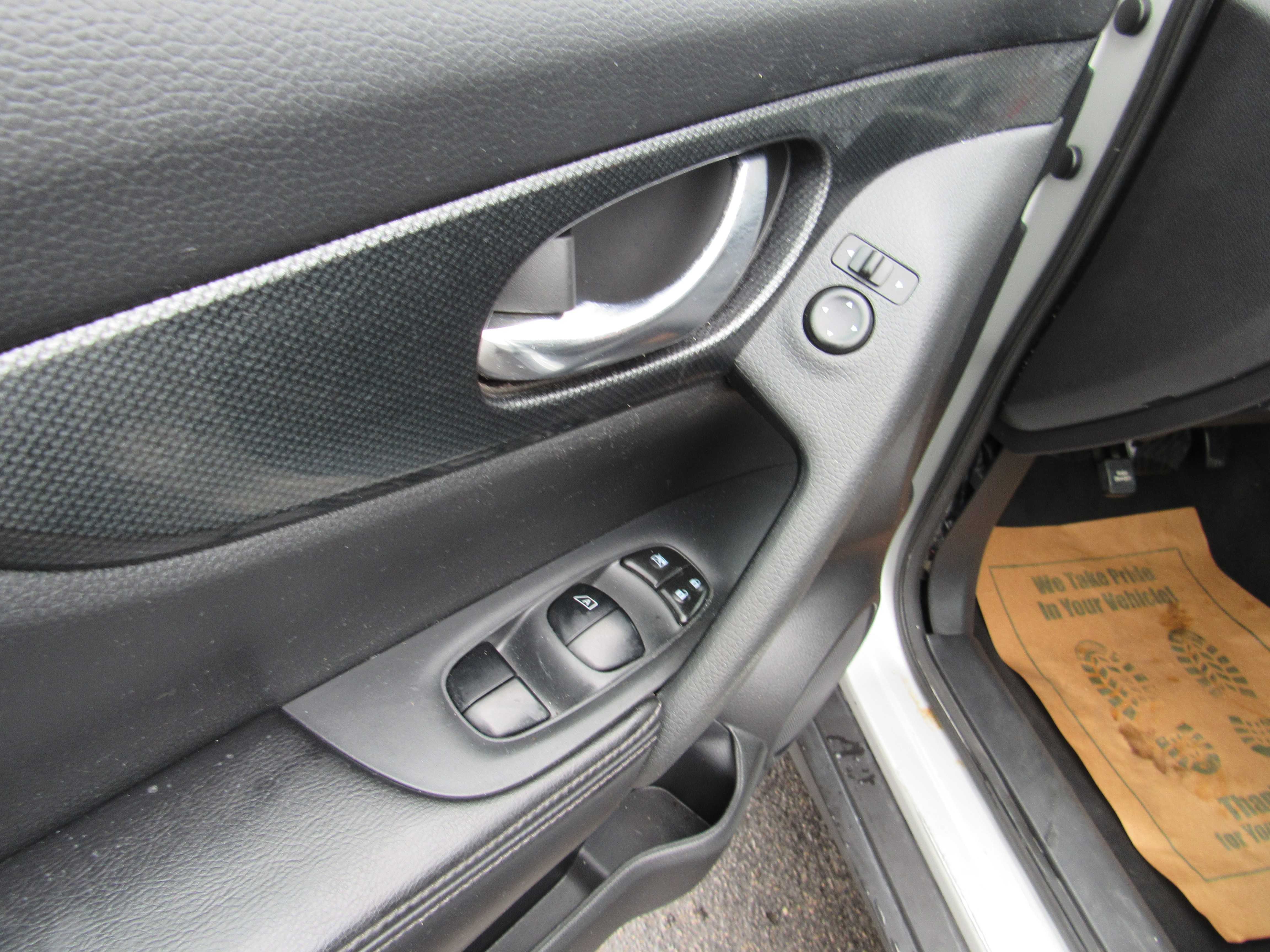 SILVER, 2016 NISSAN ROGUE Thumnail Image 12