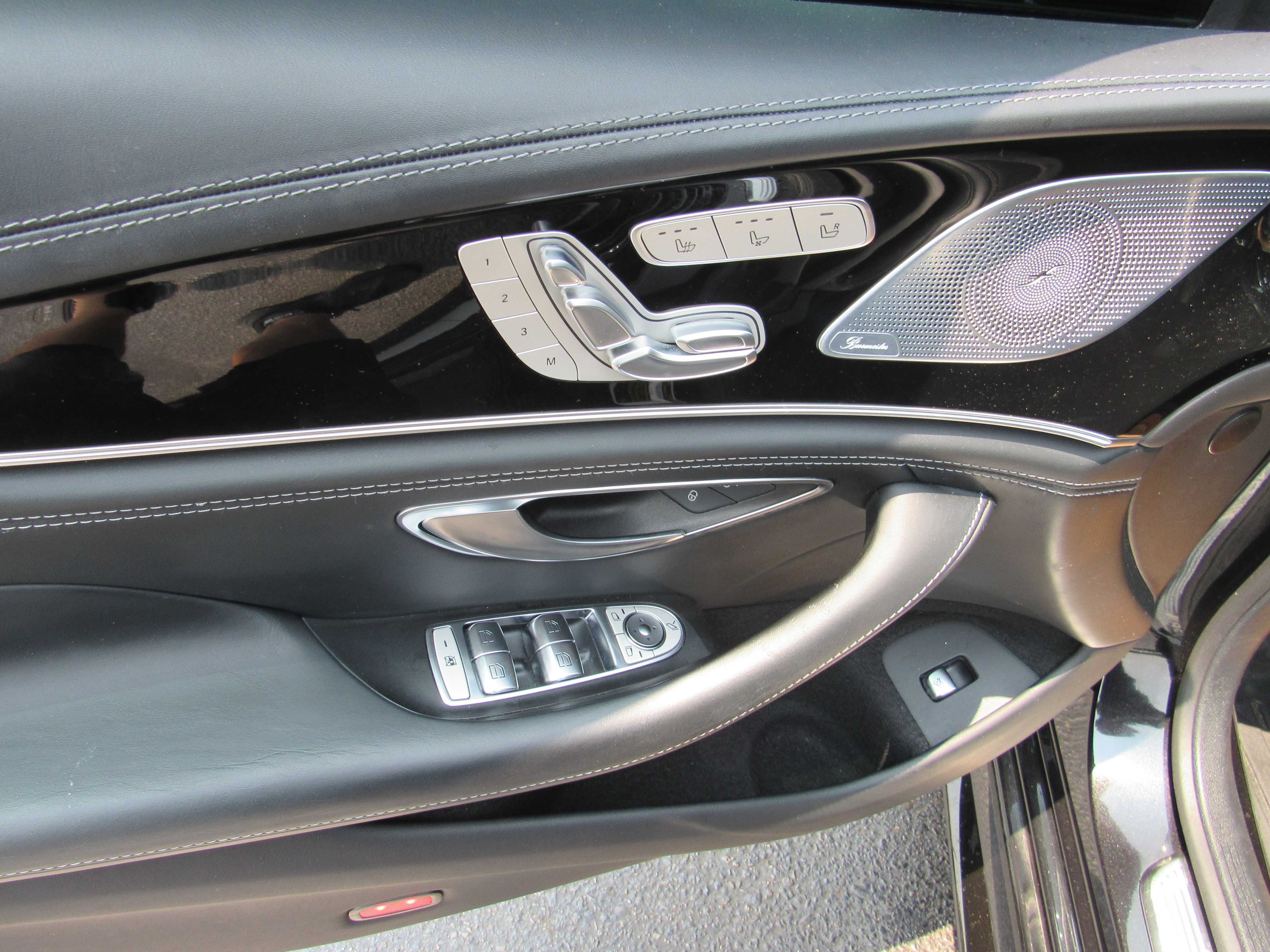 BLACK, 2019 MERCEDES-BENZ MERCEDES-AMG GT Thumnail Image 13