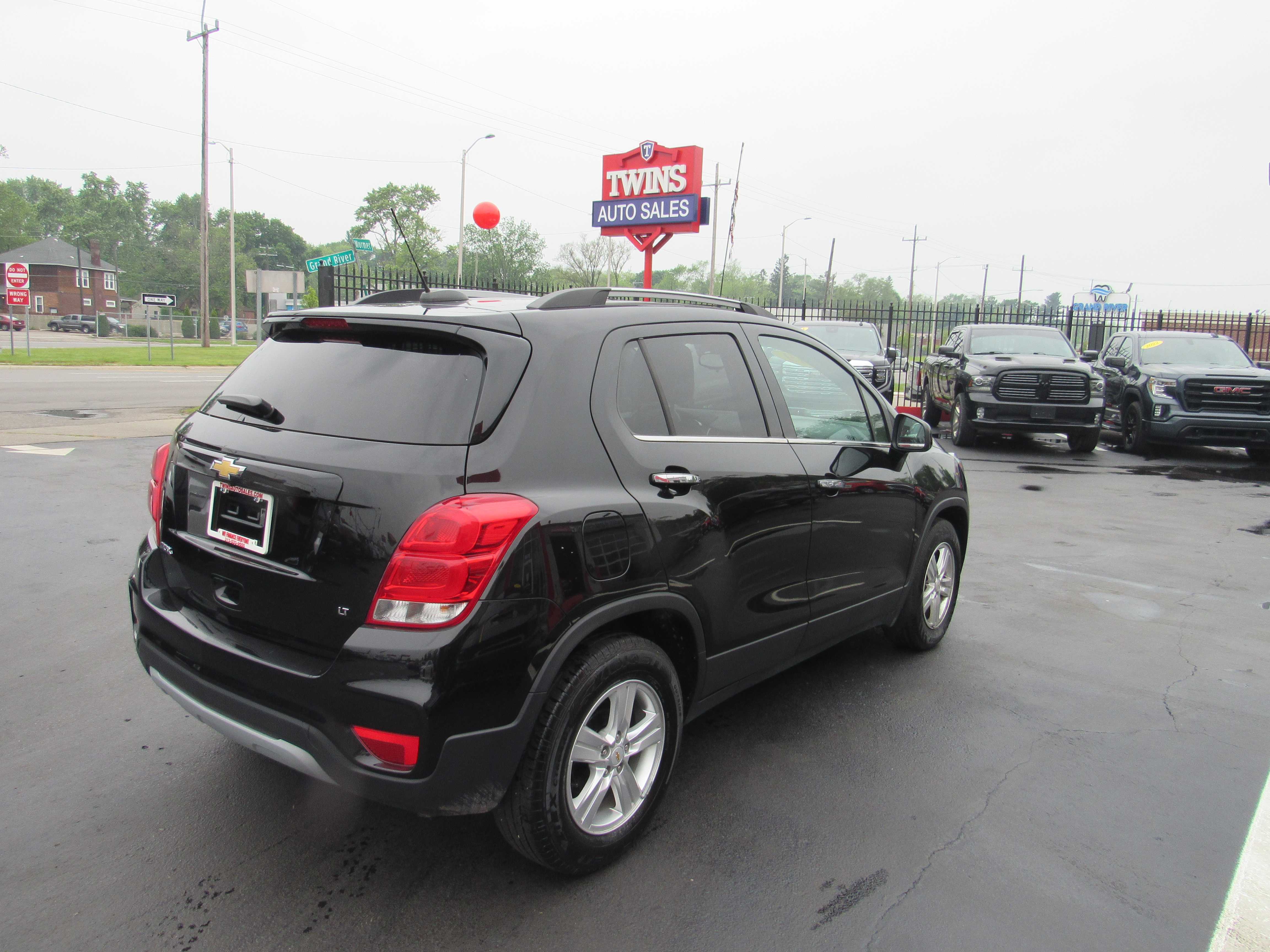BLACK, 2019 CHEVROLET TRAX Thumnail Image 6