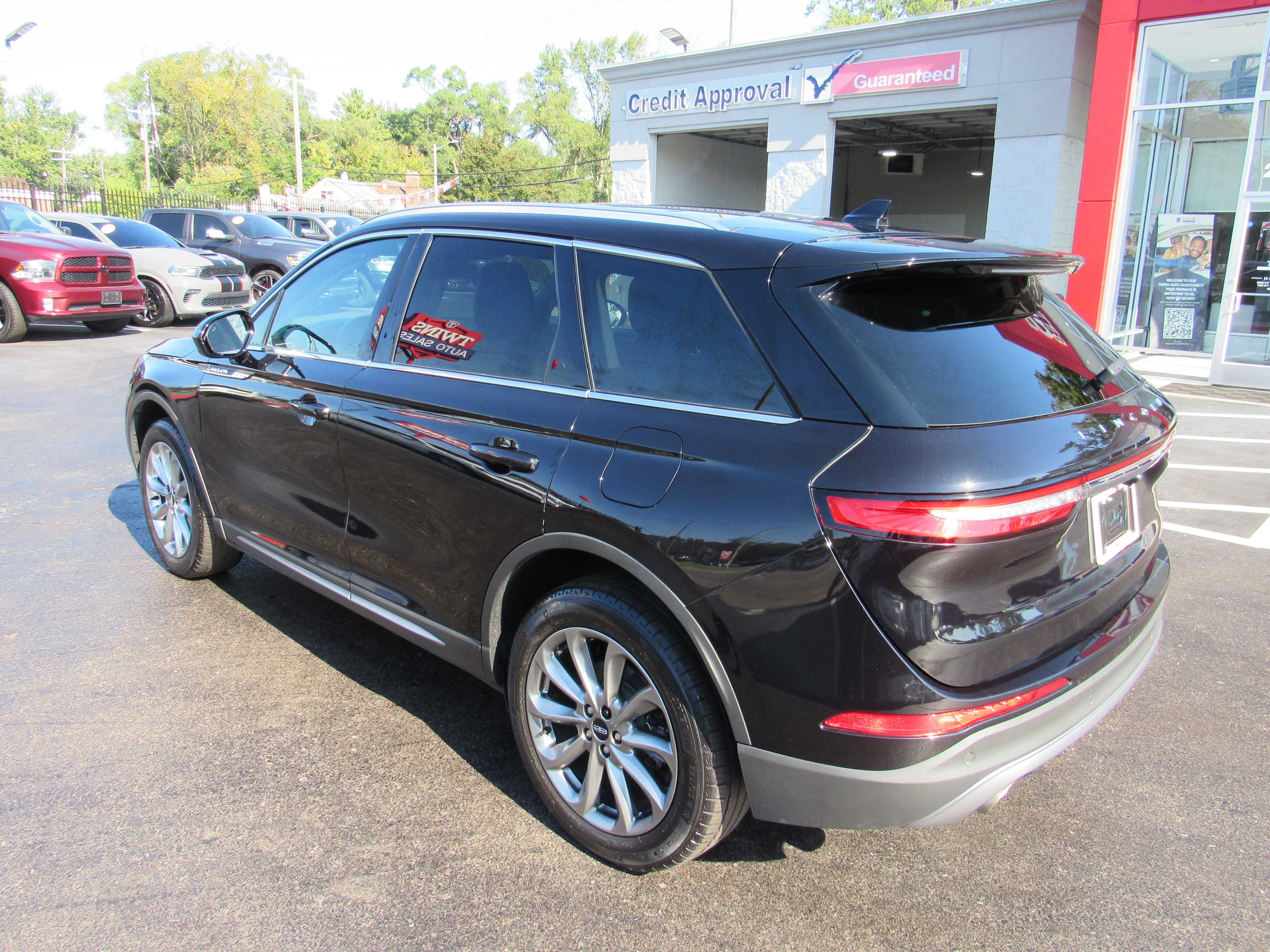 BLACK, 2022 LINCOLN CORSAIR Thumnail Image 8