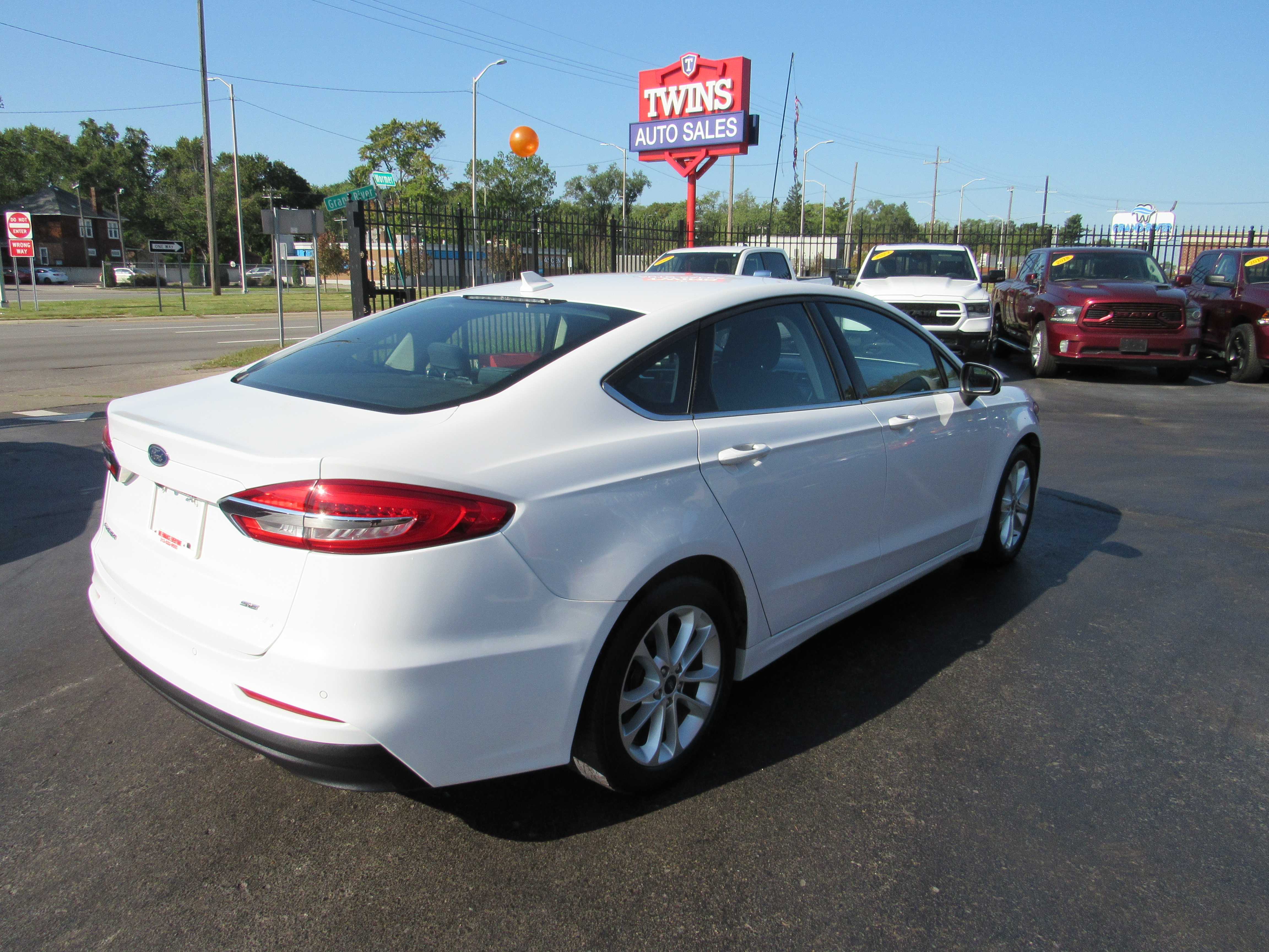 WHITE, 2019 FORD FUSION Thumnail Image 6
