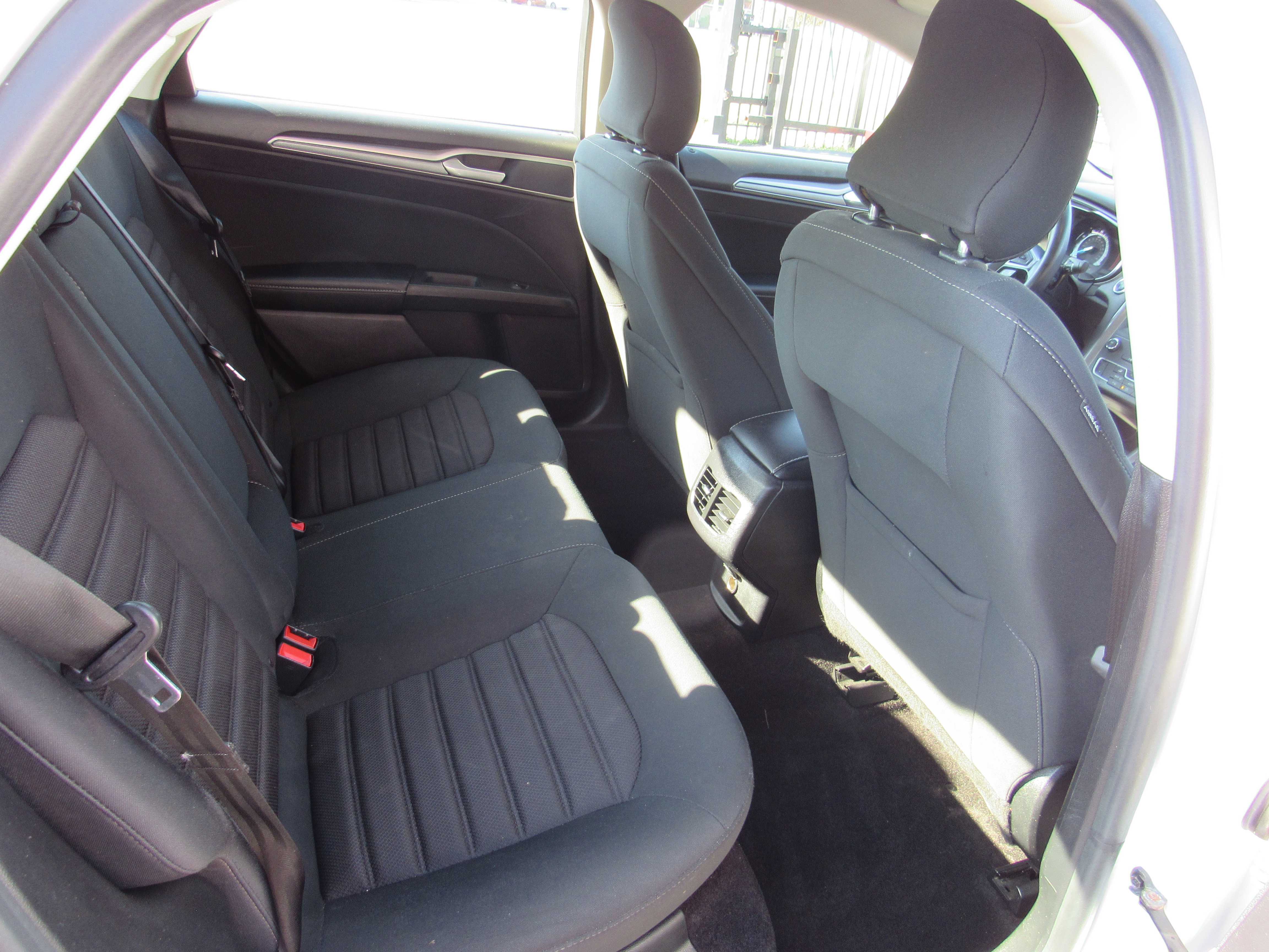 WHITE, 2019 FORD FUSION Thumnail Image 10