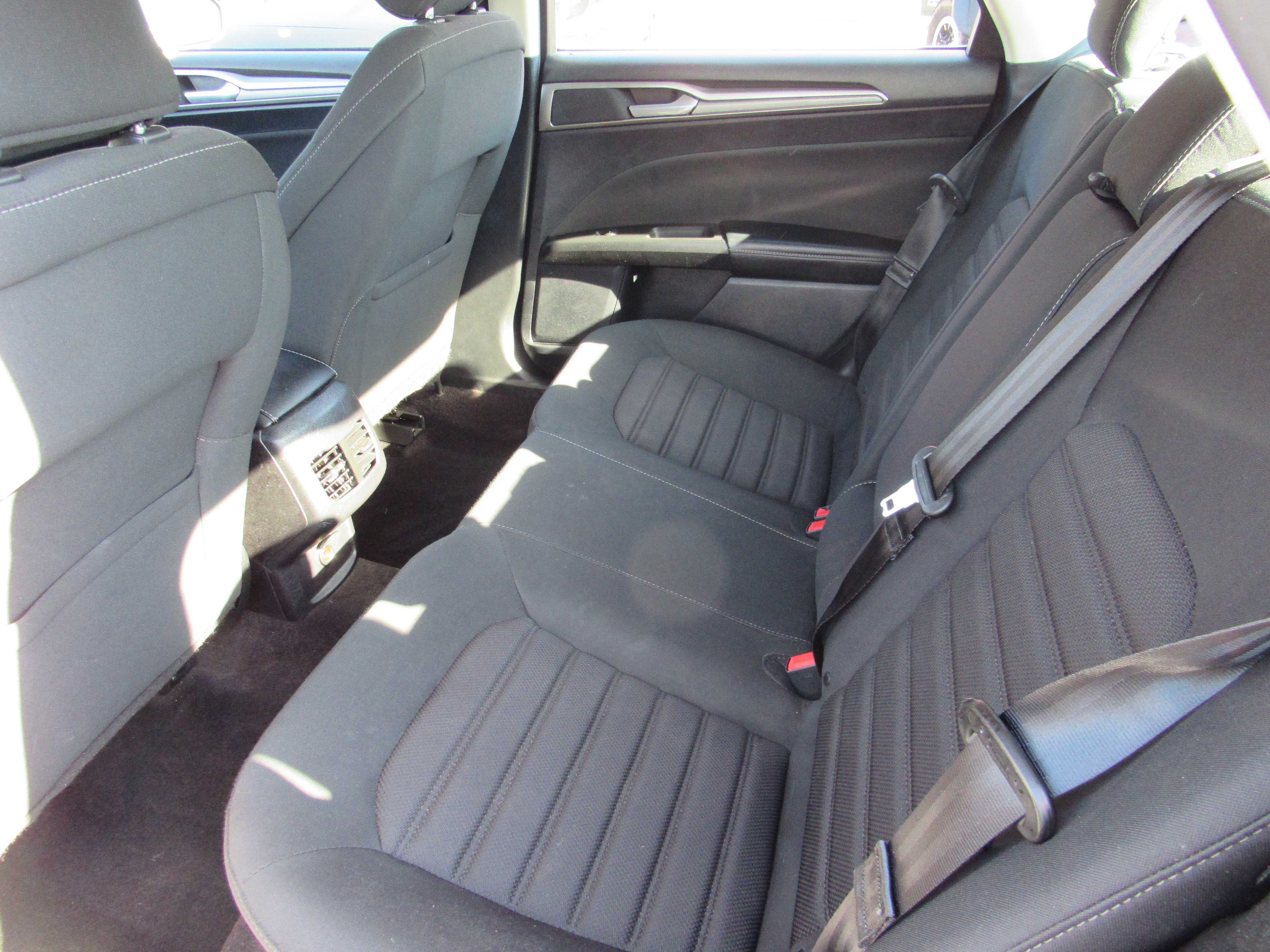 WHITE, 2019 FORD FUSION Thumnail Image 11