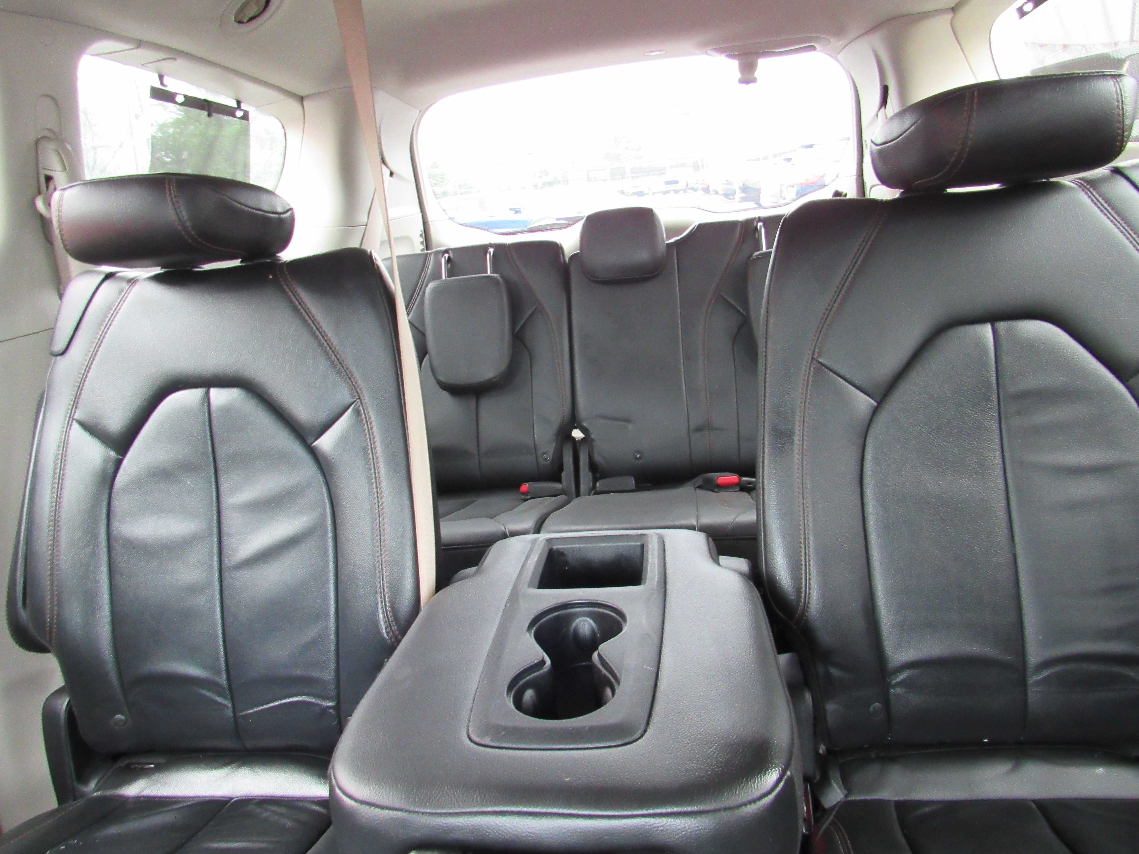 SILVER, 2017 CHRYSLER PACIFICA Thumnail Image 14