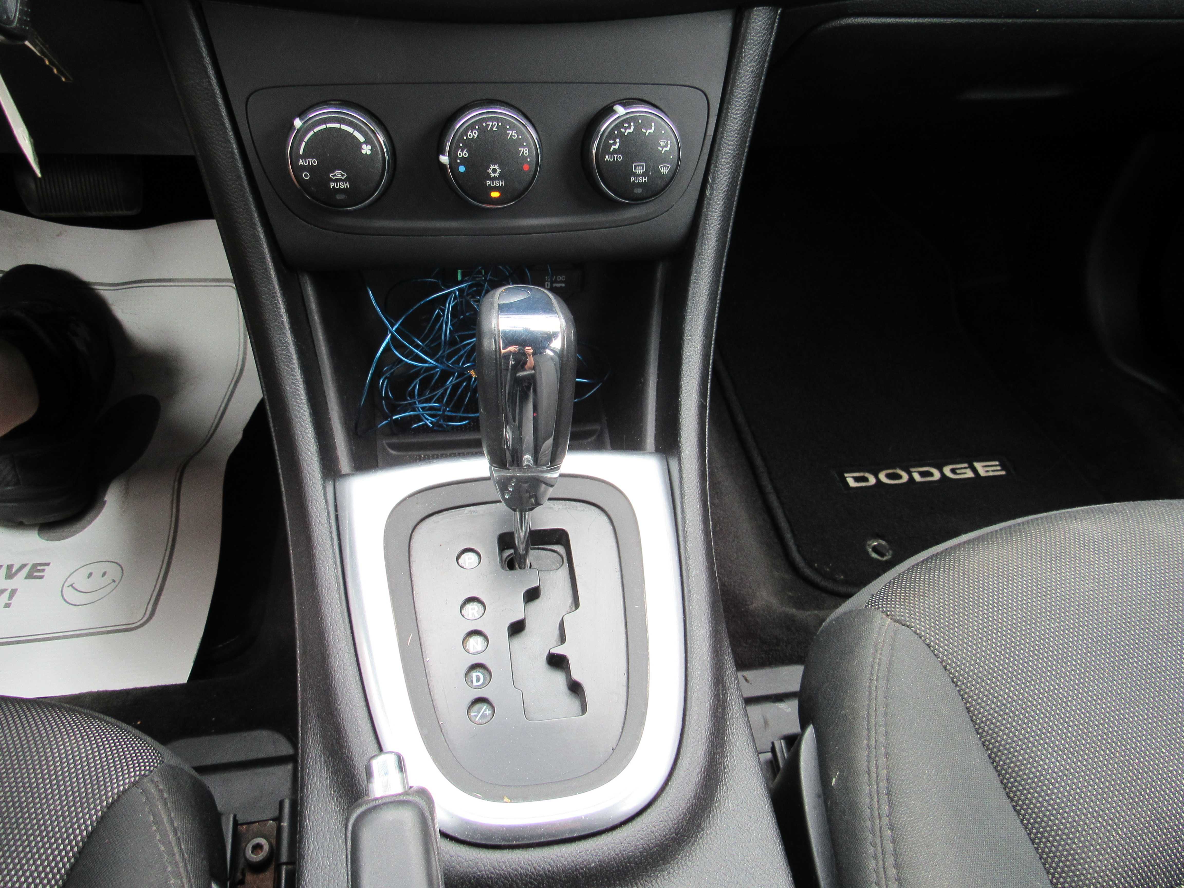 RED, 2013 DODGE AVENGER Thumnail Image 12