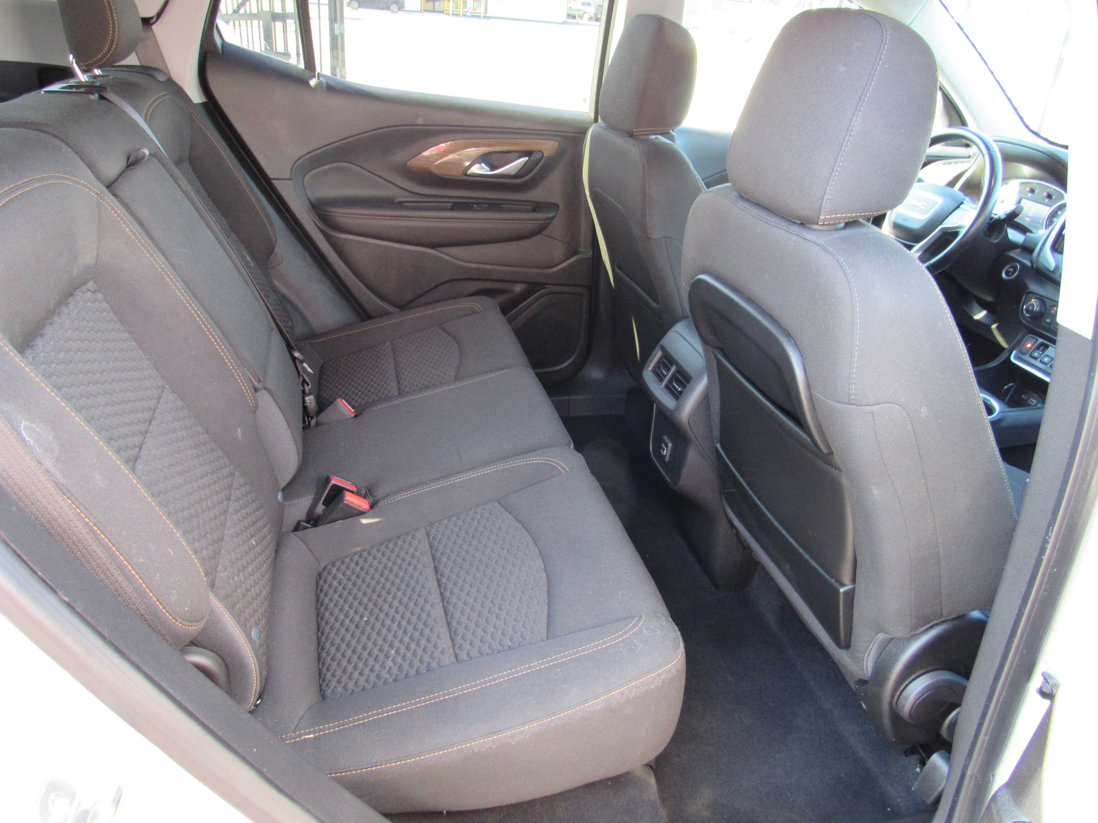 SILVER, 2020 GMC TERRAIN Thumnail Image 10
