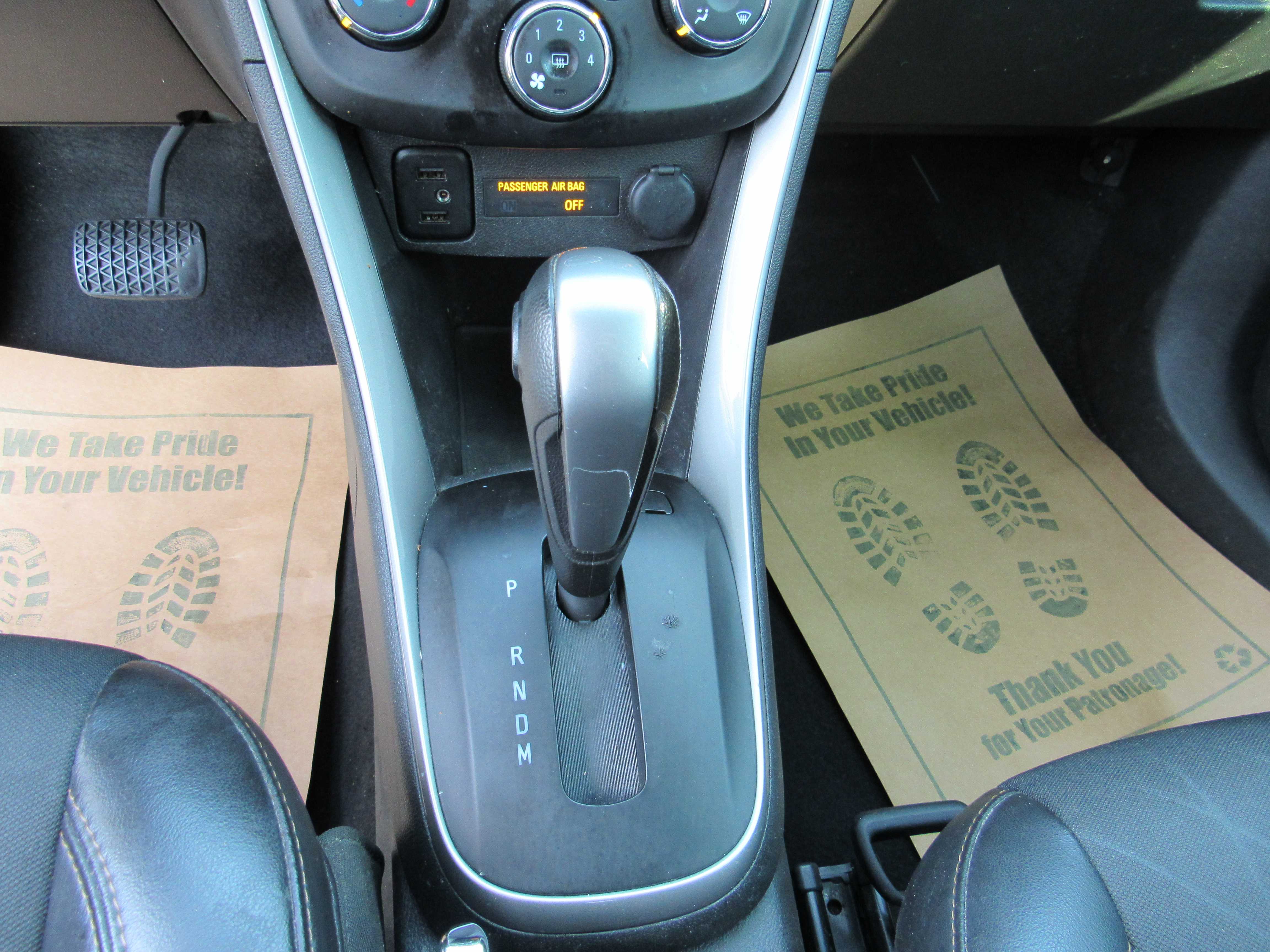 WHITE, 2020 CHEVROLET TRAX Thumnail Image 16