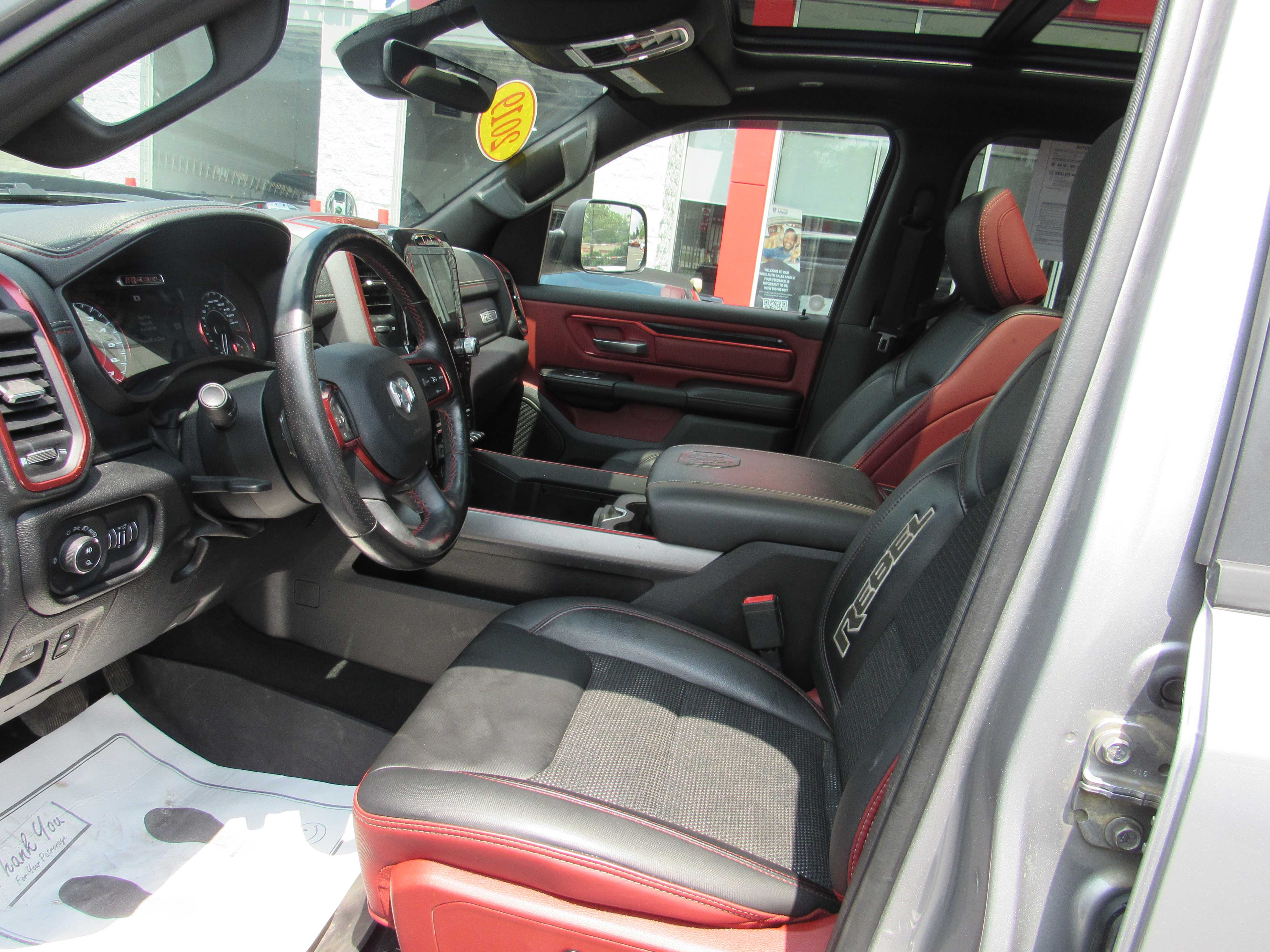 GREY, 2019 RAM 1500 CREW CAB Thumnail Image 15