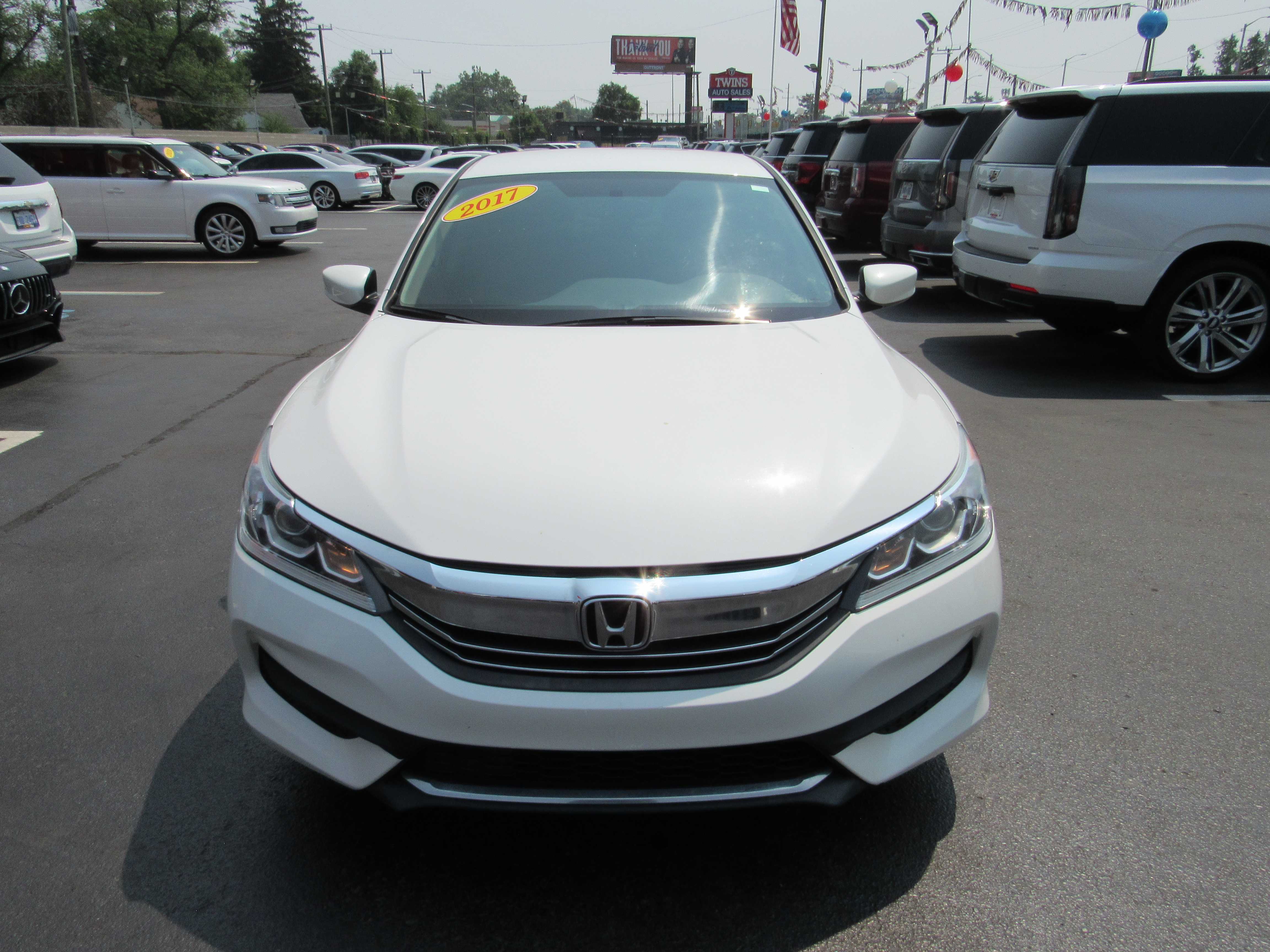 WHITE, 2017 HONDA ACCORD Thumnail Image 3