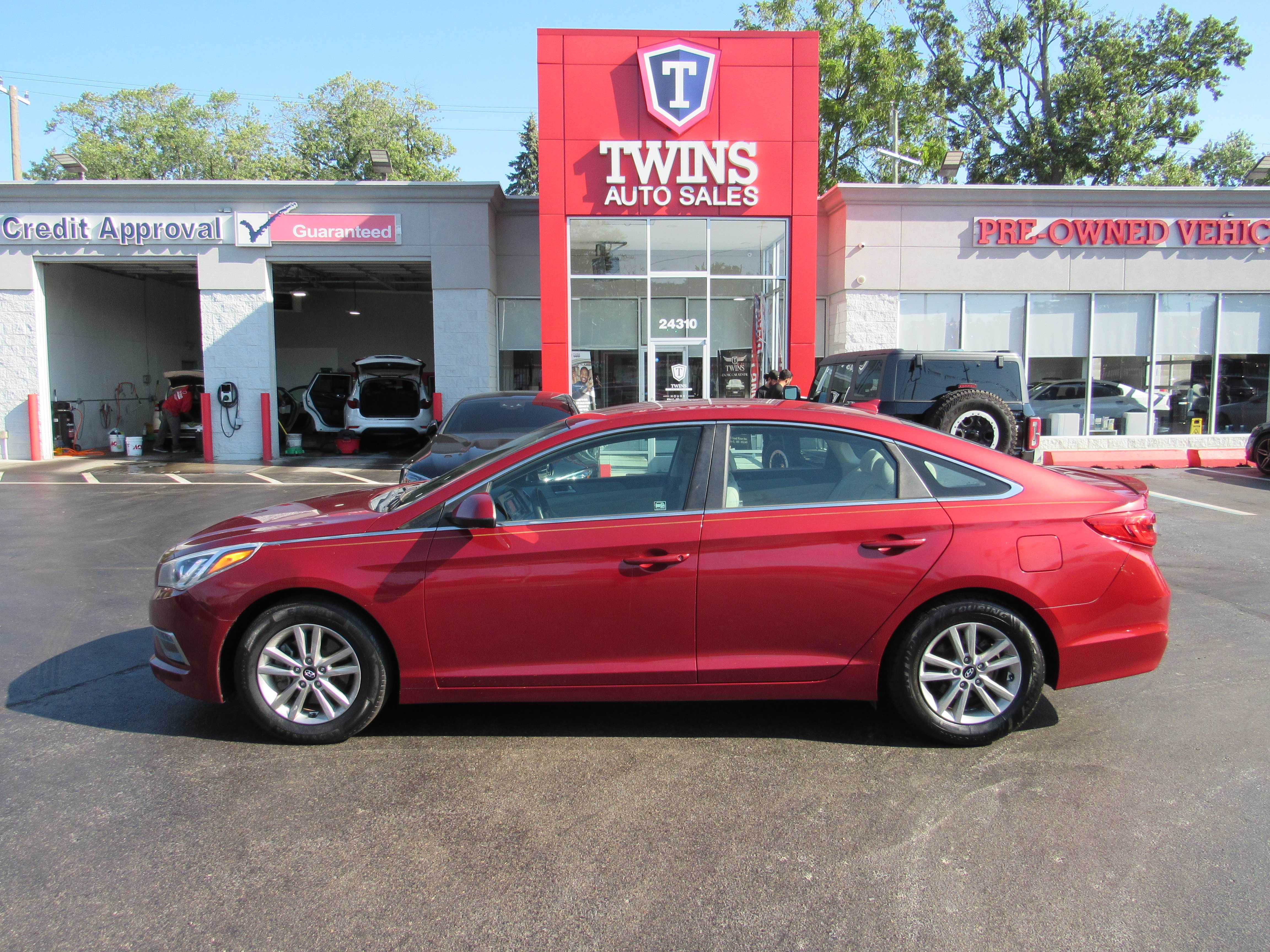 RED, 2015 HYUNDAI SONATA Thumnail Image 1