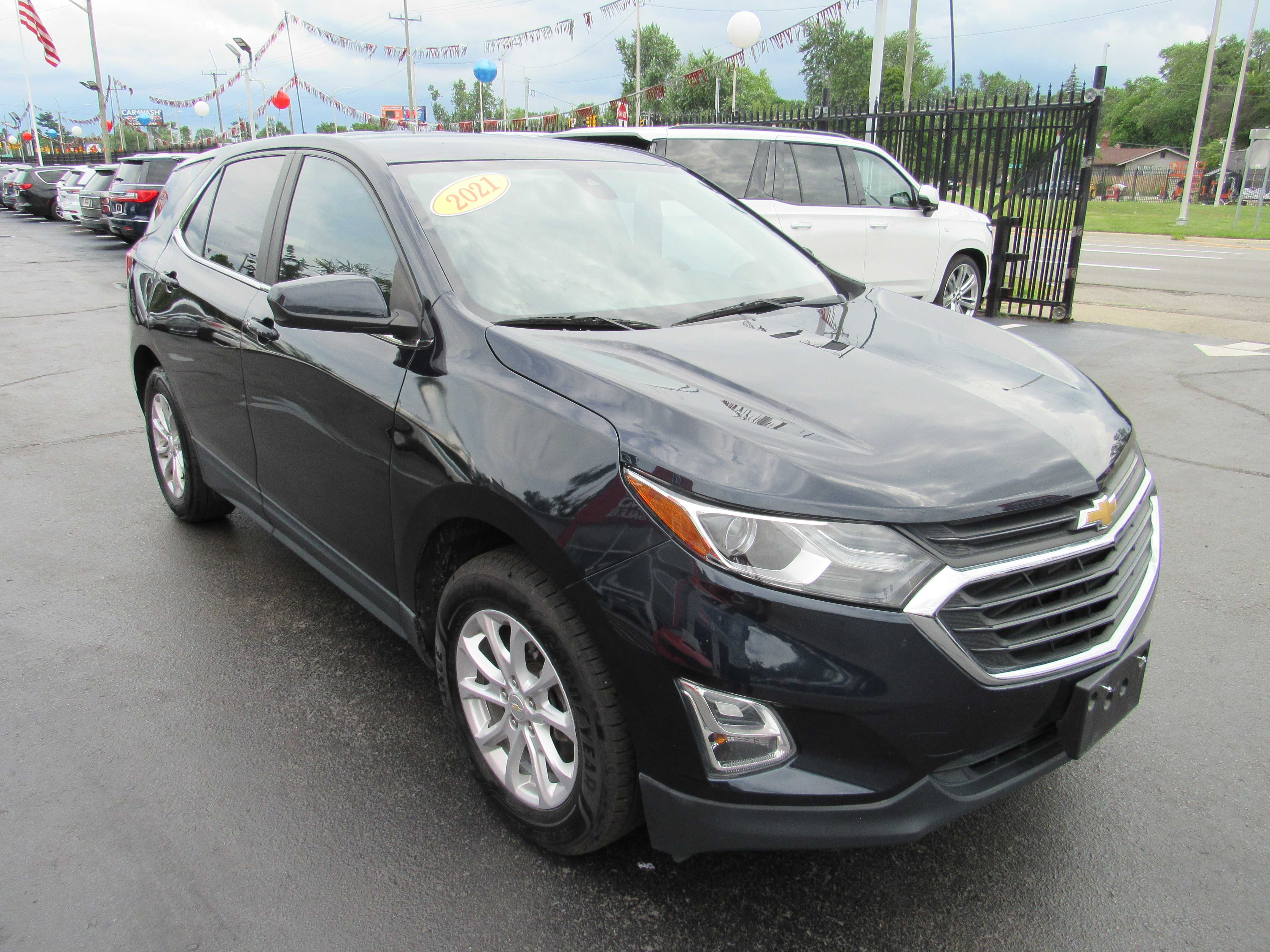BLUE, 2021 CHEVROLET EQUINOX Thumnail Image 4