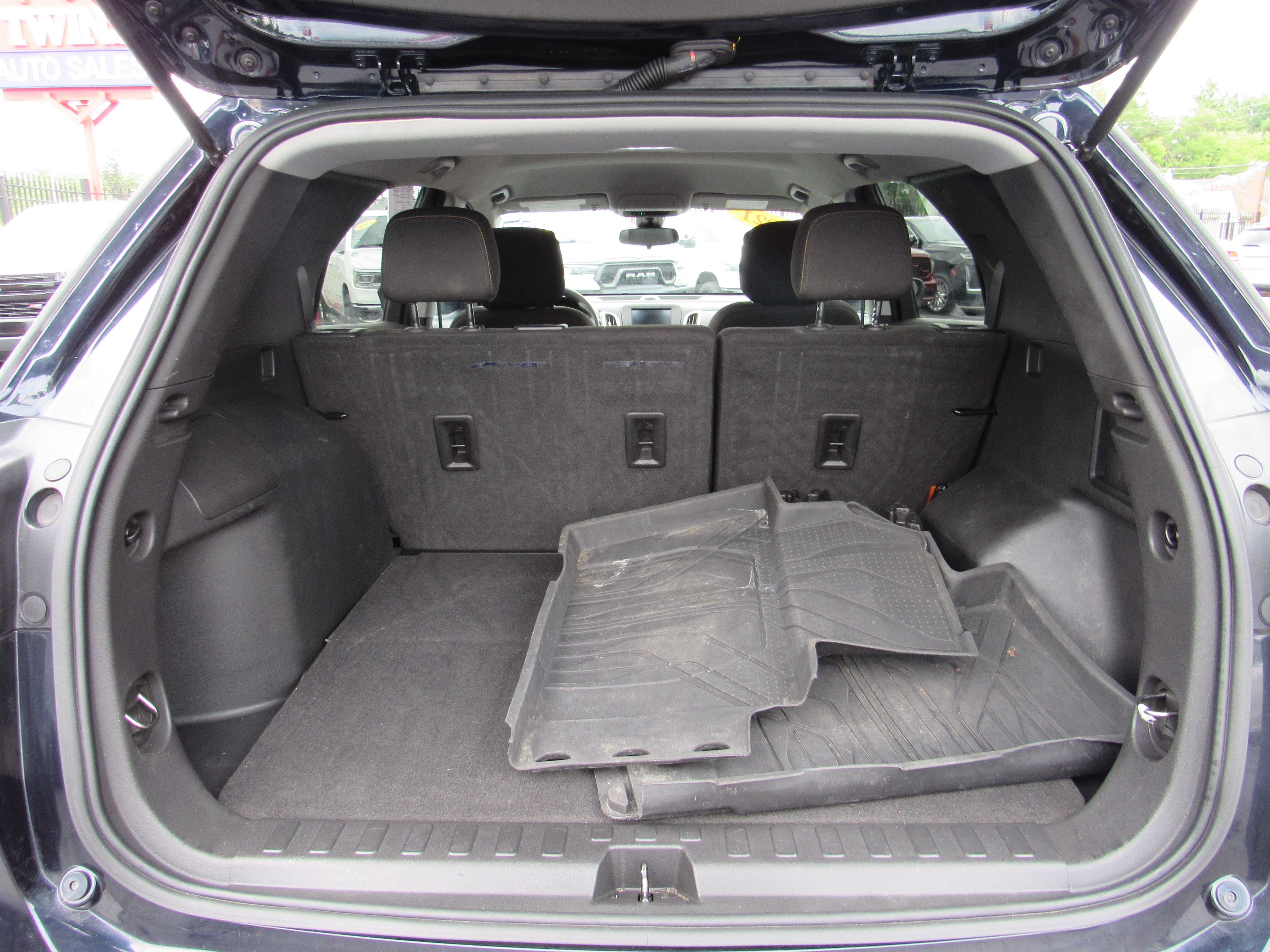 BLUE, 2021 CHEVROLET EQUINOX Thumnail Image 9