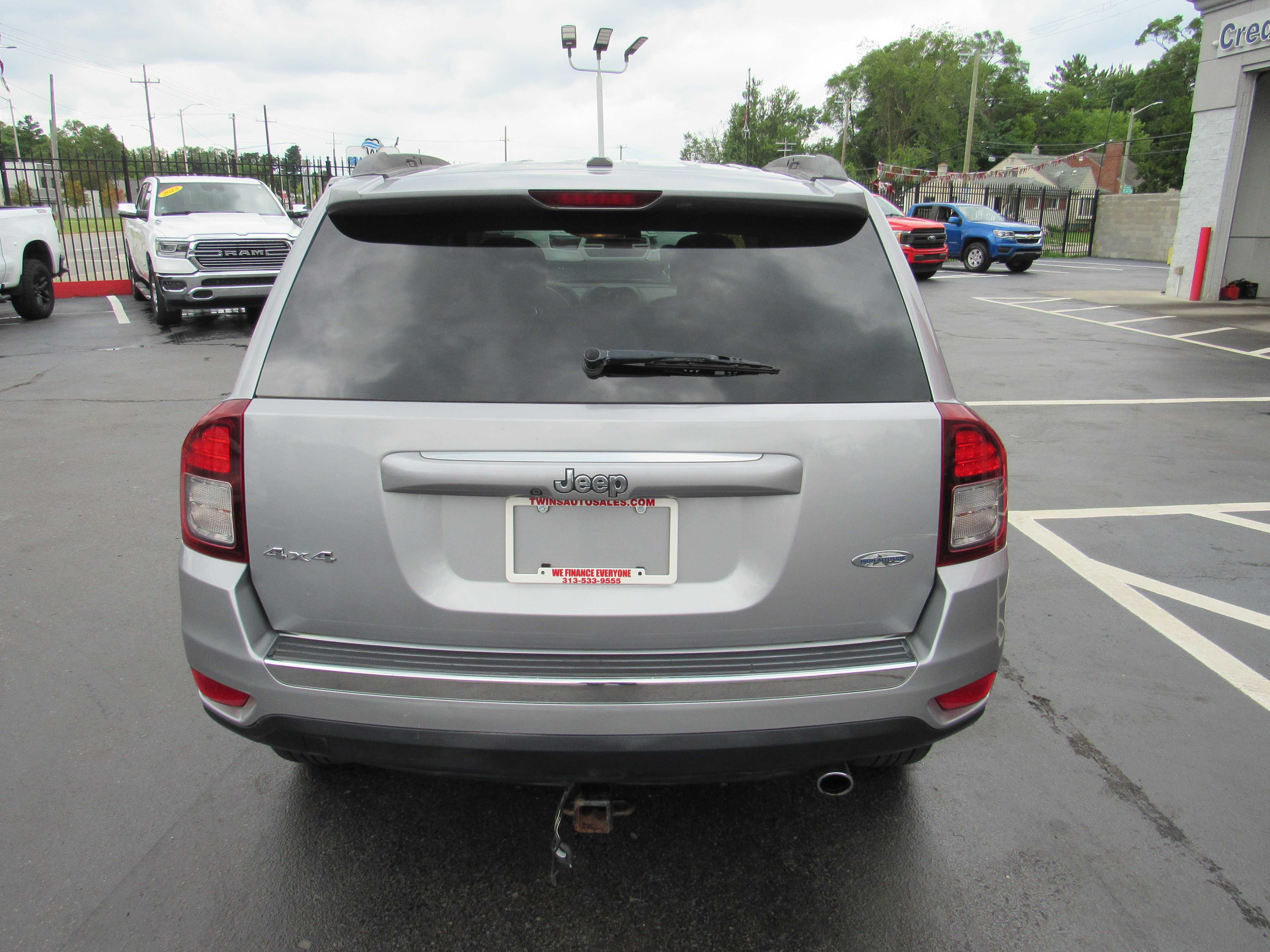 SILVER, 2017 JEEP COMPASS Thumnail Image 7