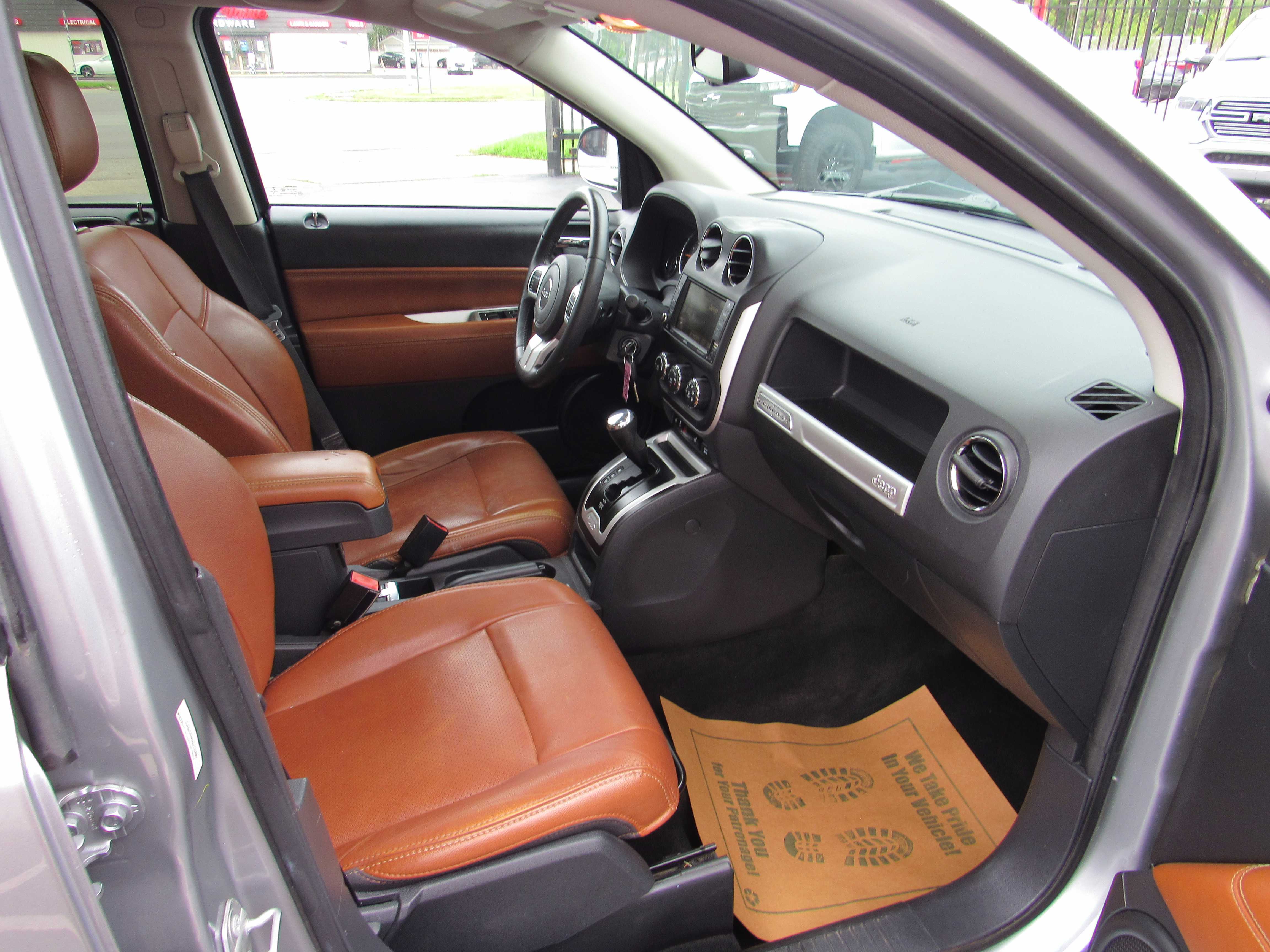 SILVER, 2017 JEEP COMPASS Thumnail Image 8