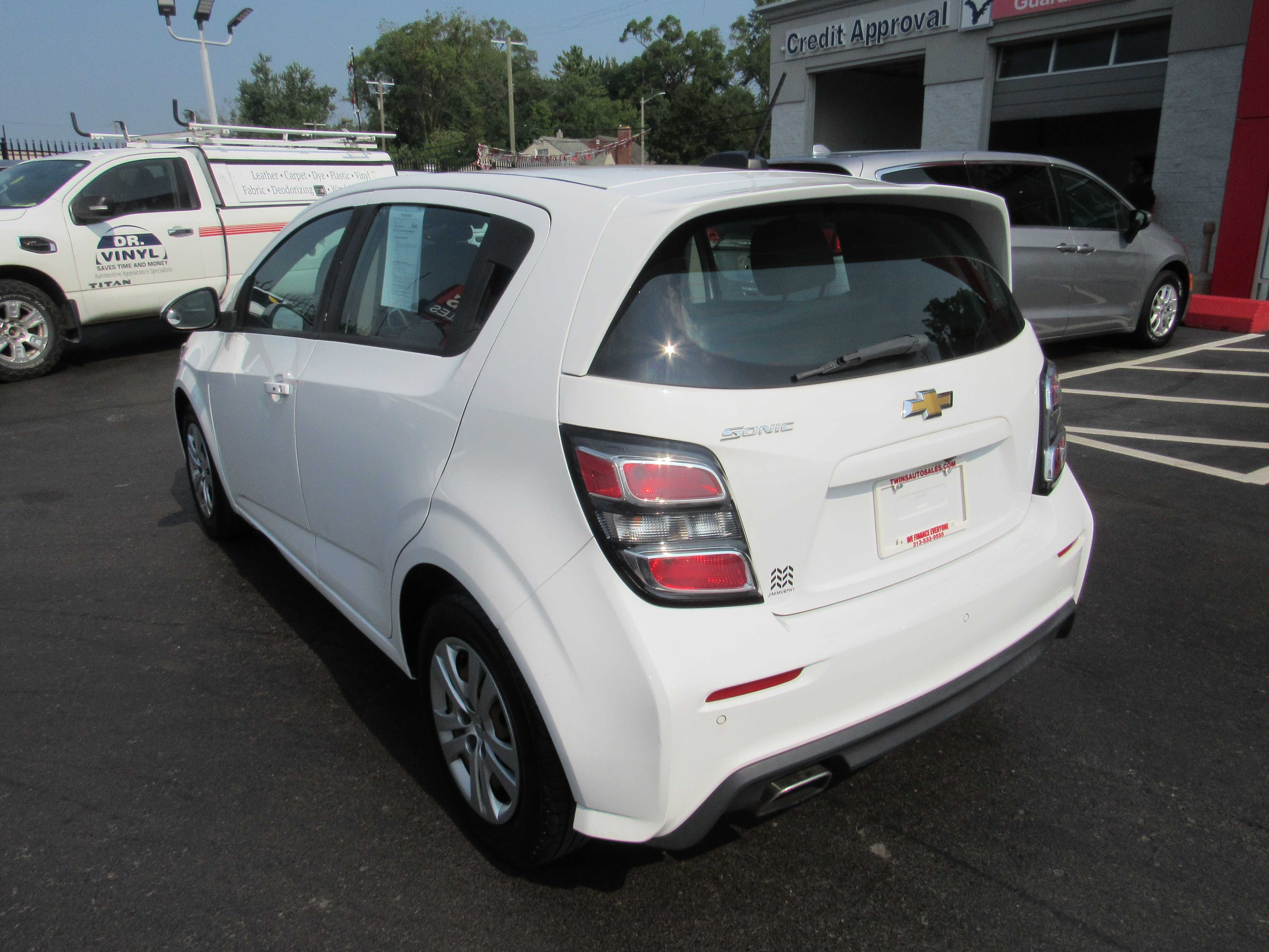 WHITE, 2020 CHEVROLET SONIC Thumnail Image 8