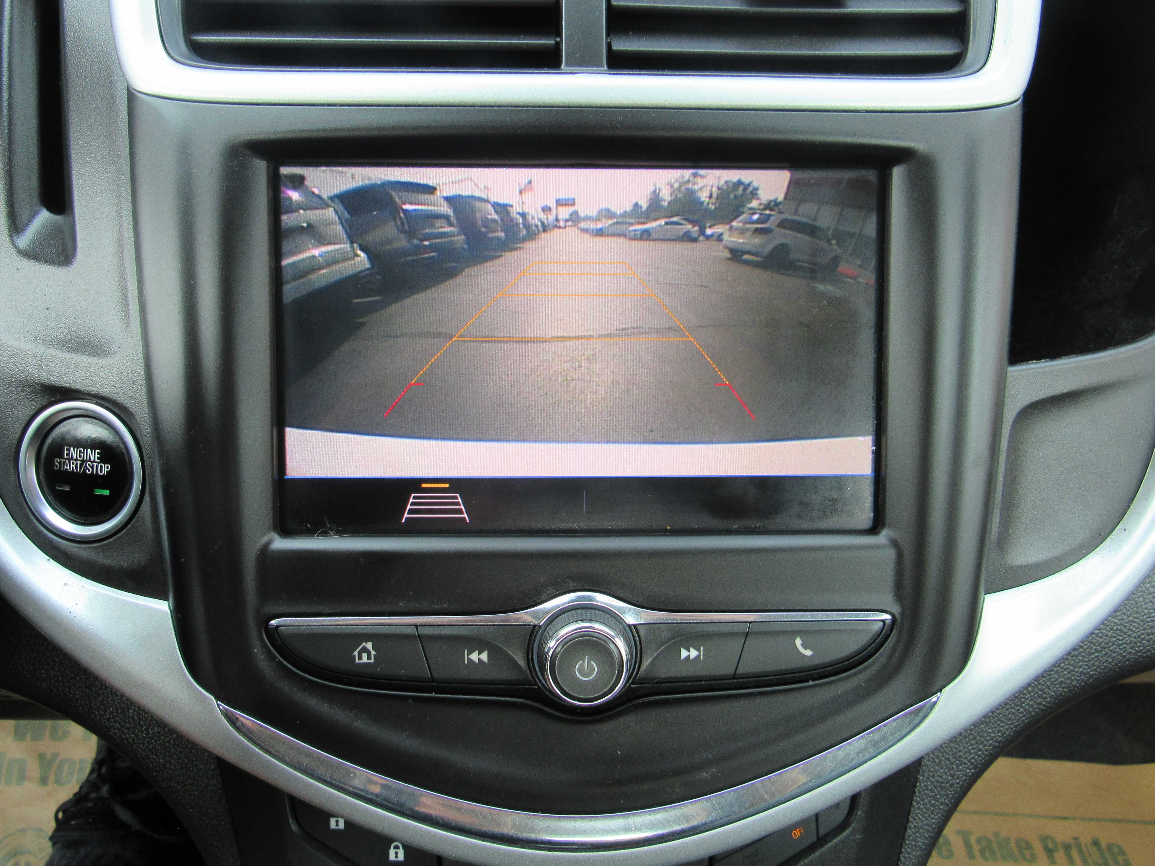 WHITE, 2020 CHEVROLET SONIC Thumnail Image 15