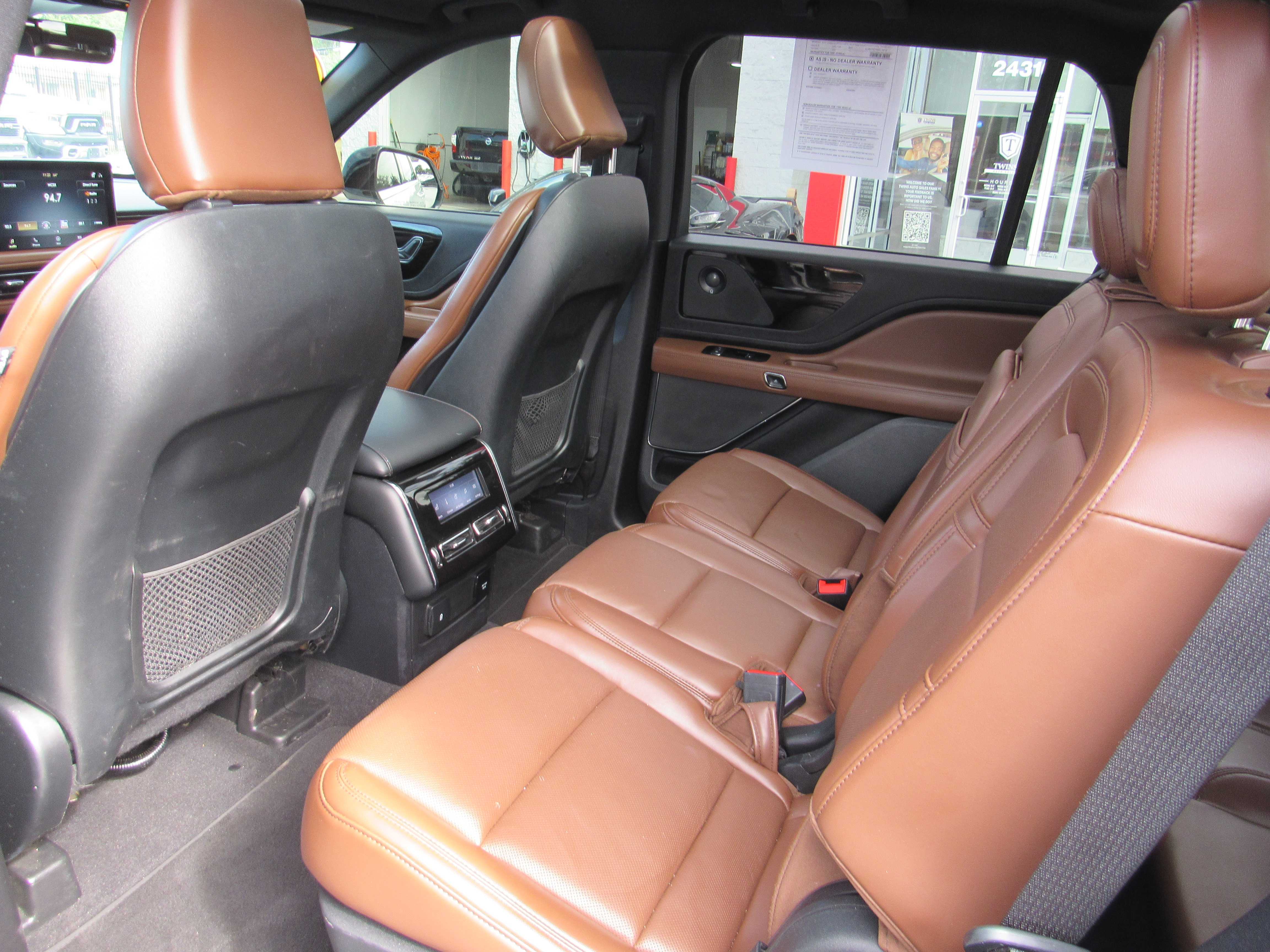 WHITE, 2021 LINCOLN AVIATOR Thumnail Image 17
